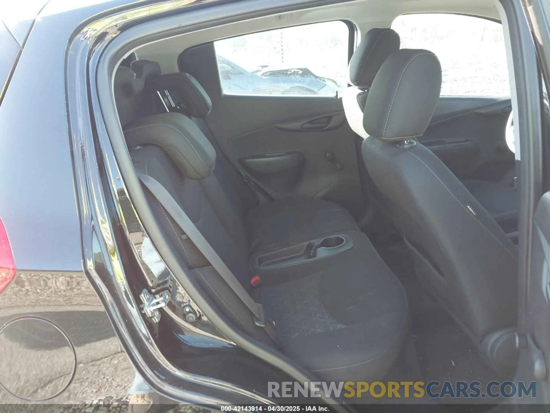8 fotografías del automóvil dañado KL8CB6SA2MC224724 CHEVROLET SPARK 2021