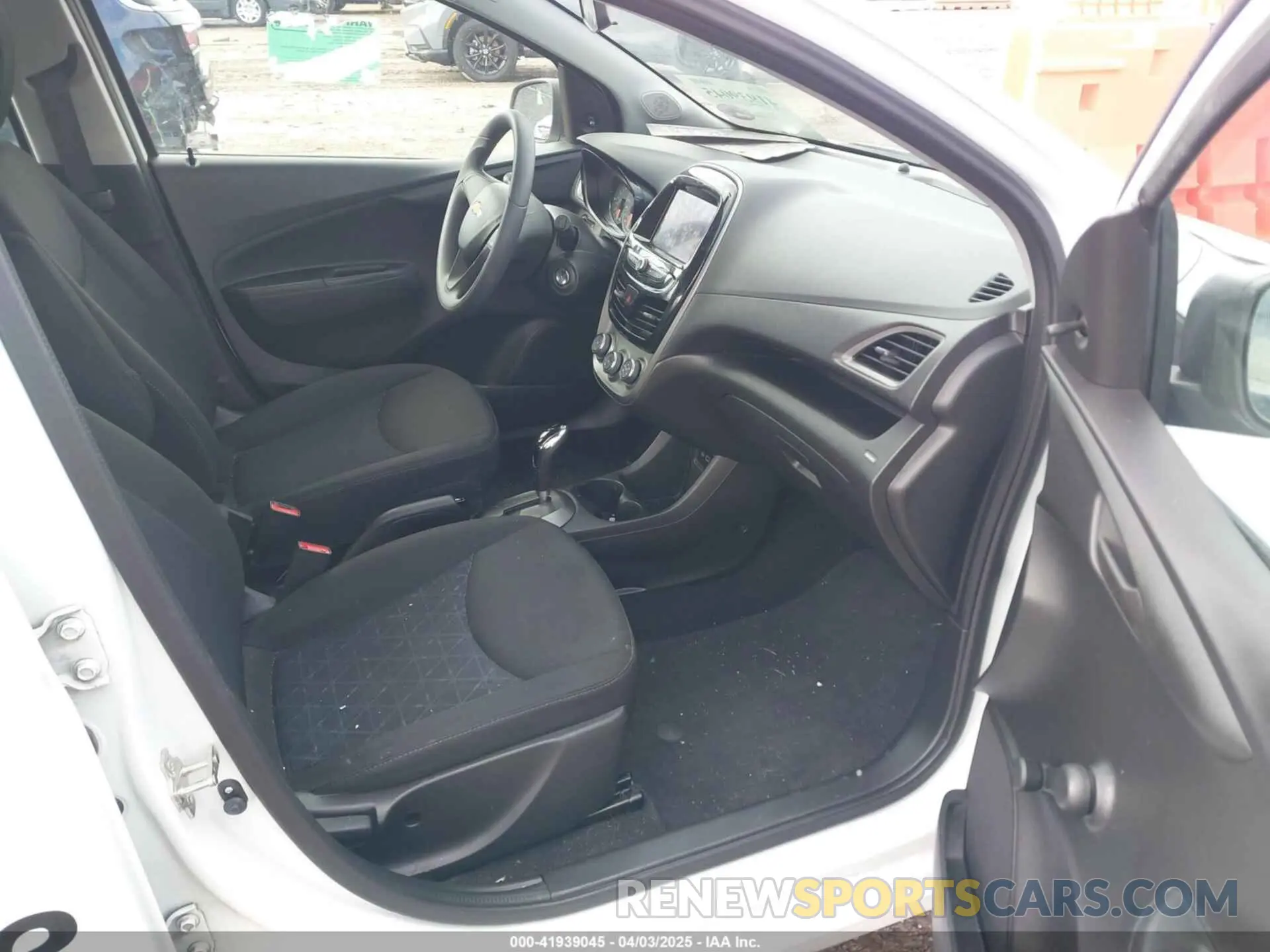 5 fotografías del automóvil dañado KL8CB6SA2MC729890 CHEVROLET SPARK 2021