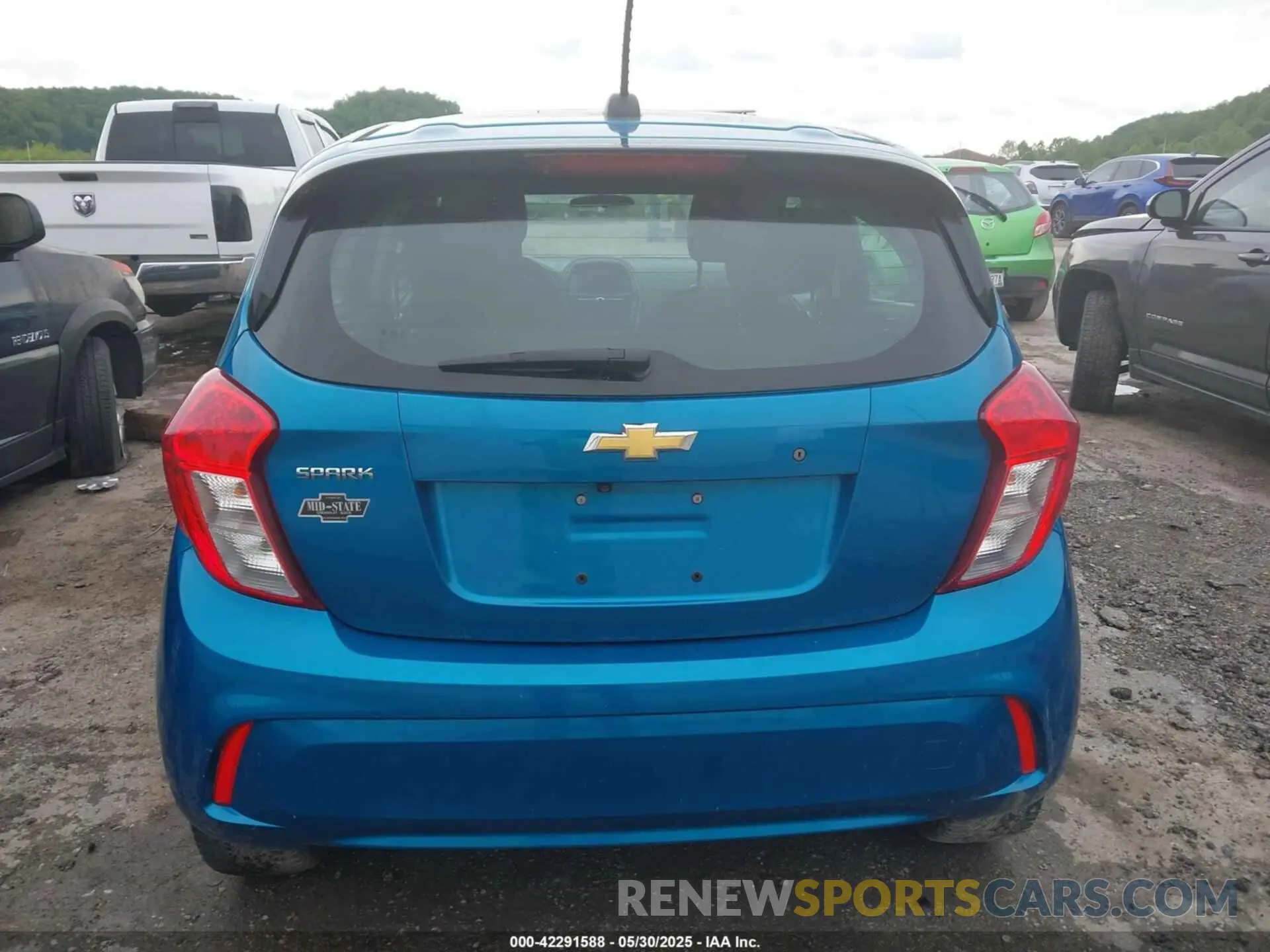 17 fotografías del automóvil dañado KL8CB6SA4MC702884 CHEVROLET SPARK 2021