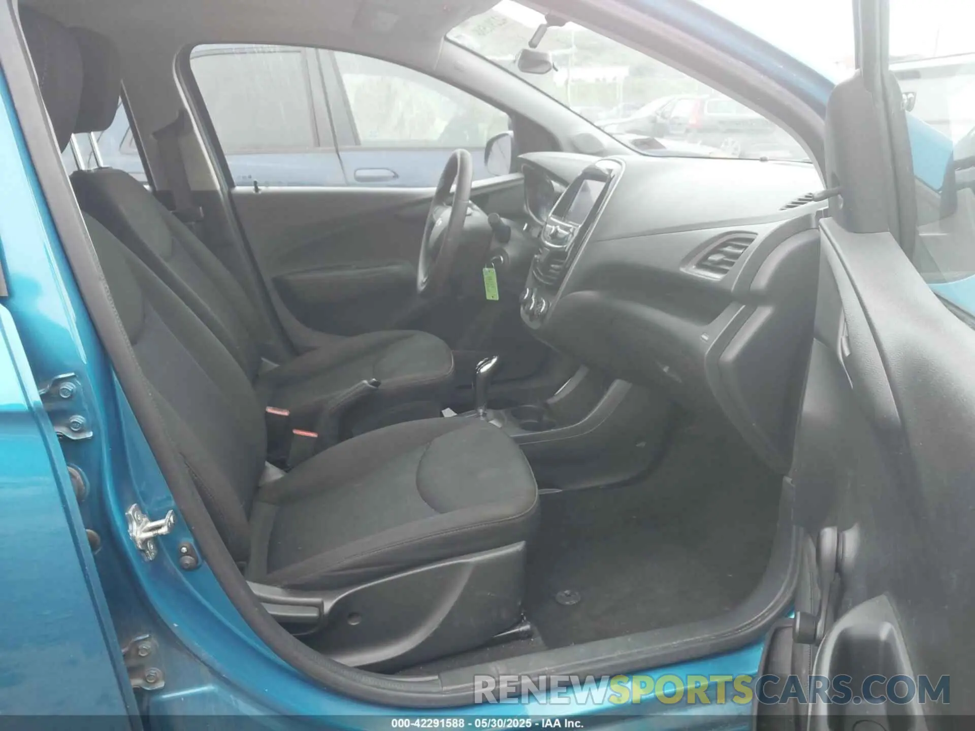 5 fotografías del automóvil dañado KL8CB6SA4MC702884 CHEVROLET SPARK 2021