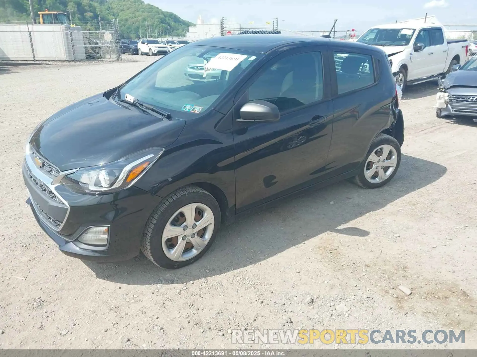 2 fotografías del automóvil dañado KL8CB6SA4MC711889 CHEVROLET SPARK 2021