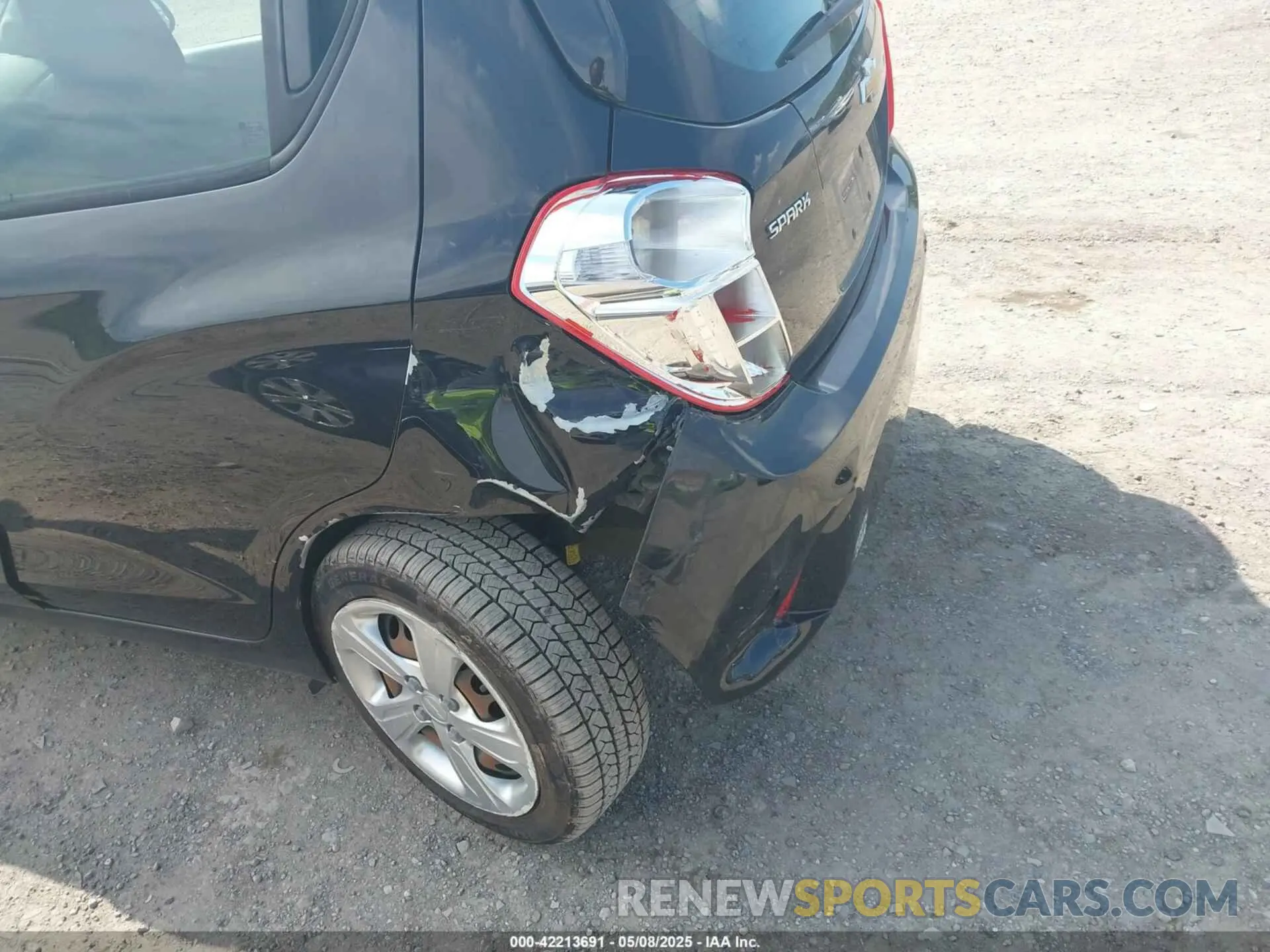 6 fotografías del automóvil dañado KL8CB6SA4MC711889 CHEVROLET SPARK 2021