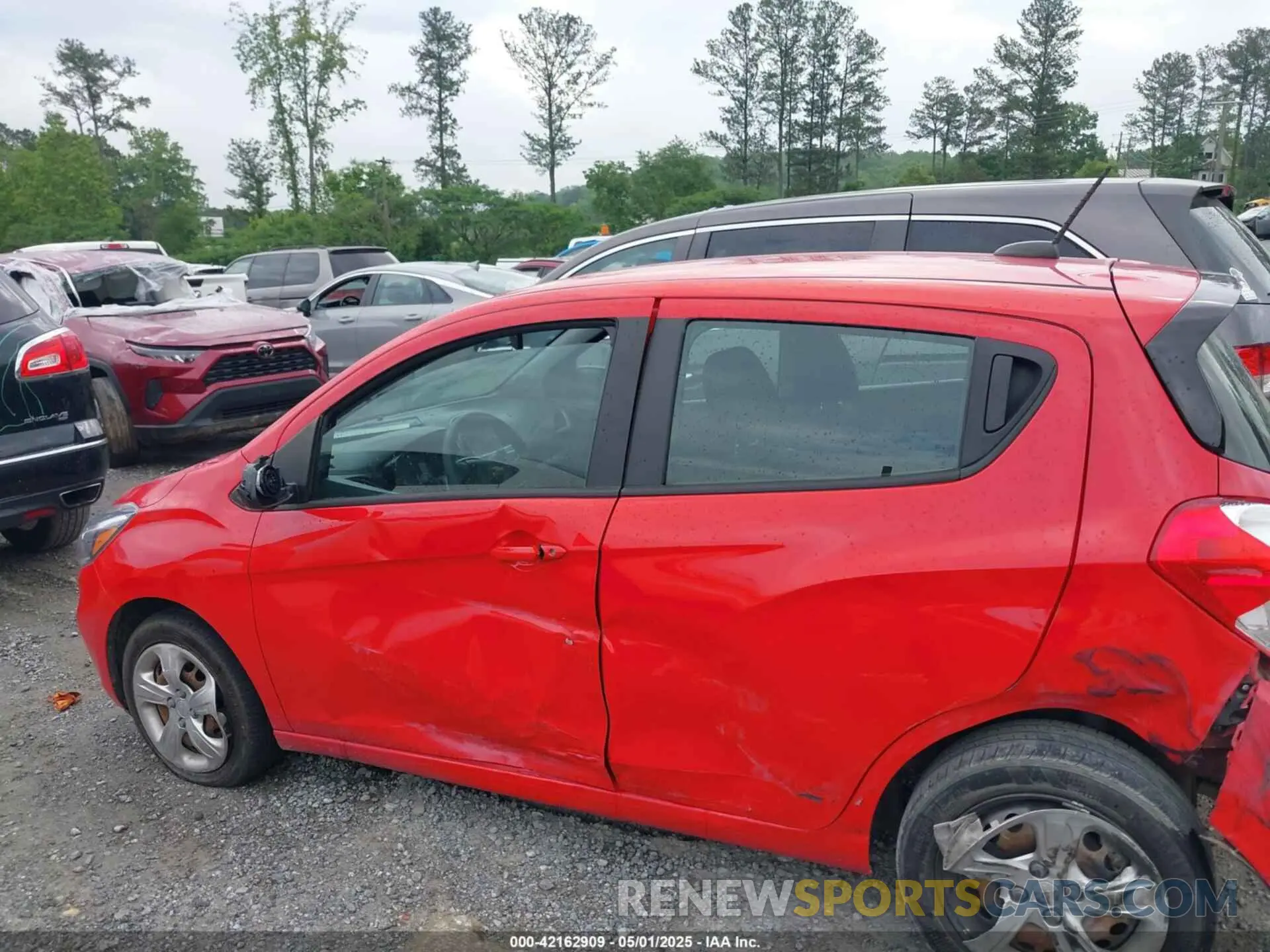 14 fotografías del automóvil dañado KL8CB6SA5MC227679 CHEVROLET SPARK 2021