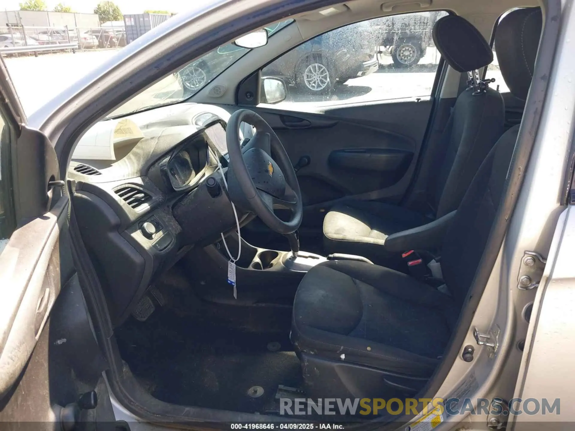 5 fotografías del automóvil dañado KL8CB6SA6MC703101 CHEVROLET SPARK 2021