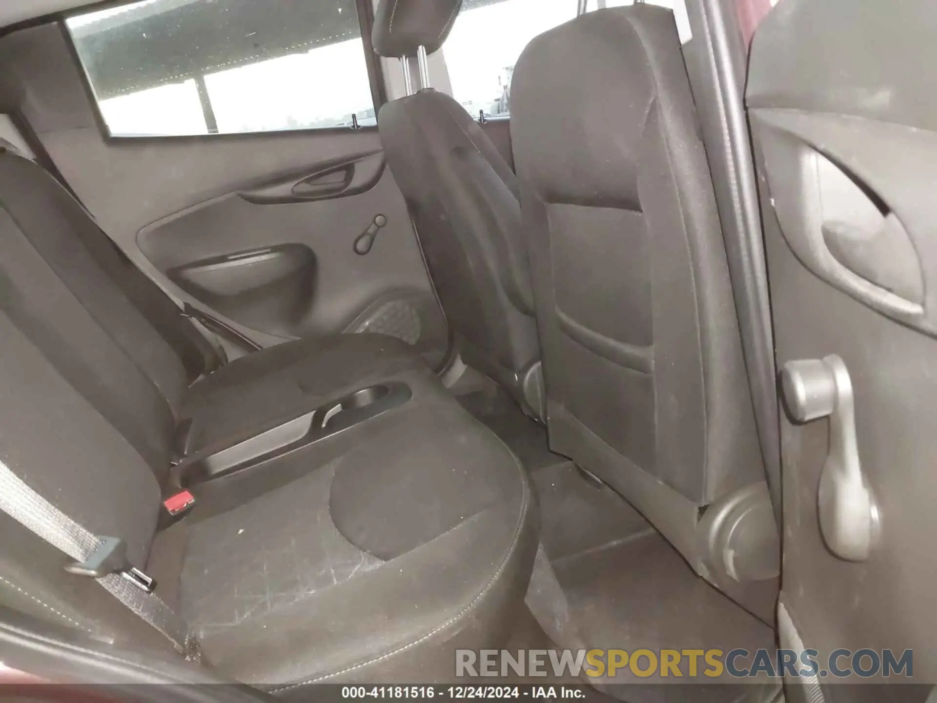 8 fotografías del automóvil dañado KL8CB6SA6MC709044 CHEVROLET SPARK 2021