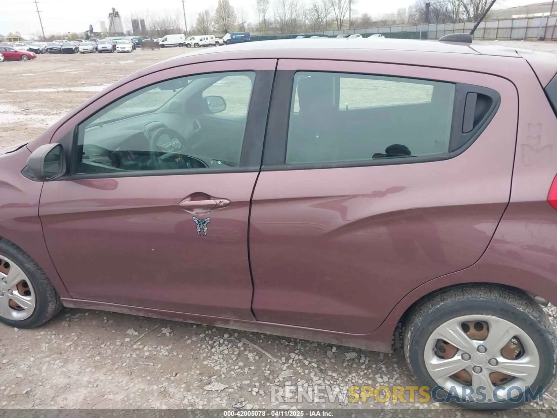 15 fotografías del automóvil dañado KL8CB6SA6MC729004 CHEVROLET SPARK 2021