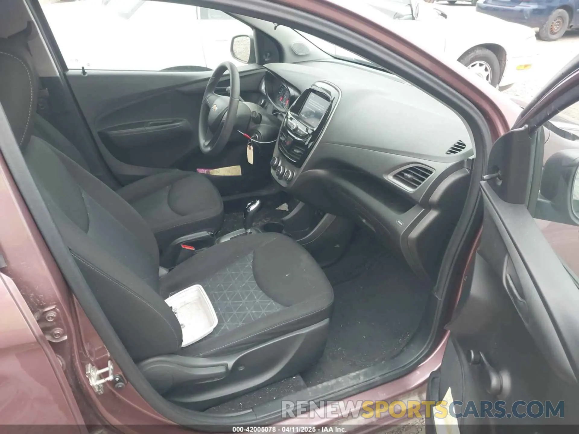 5 fotografías del automóvil dañado KL8CB6SA6MC729004 CHEVROLET SPARK 2021