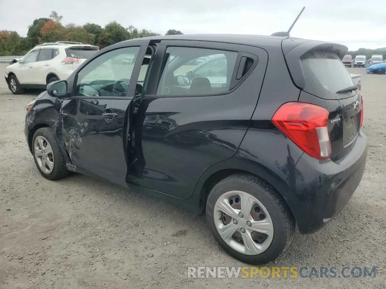 2 fotografías del automóvil dañado KL8CB6SA7MC226758 CHEVROLET SPARK 2021