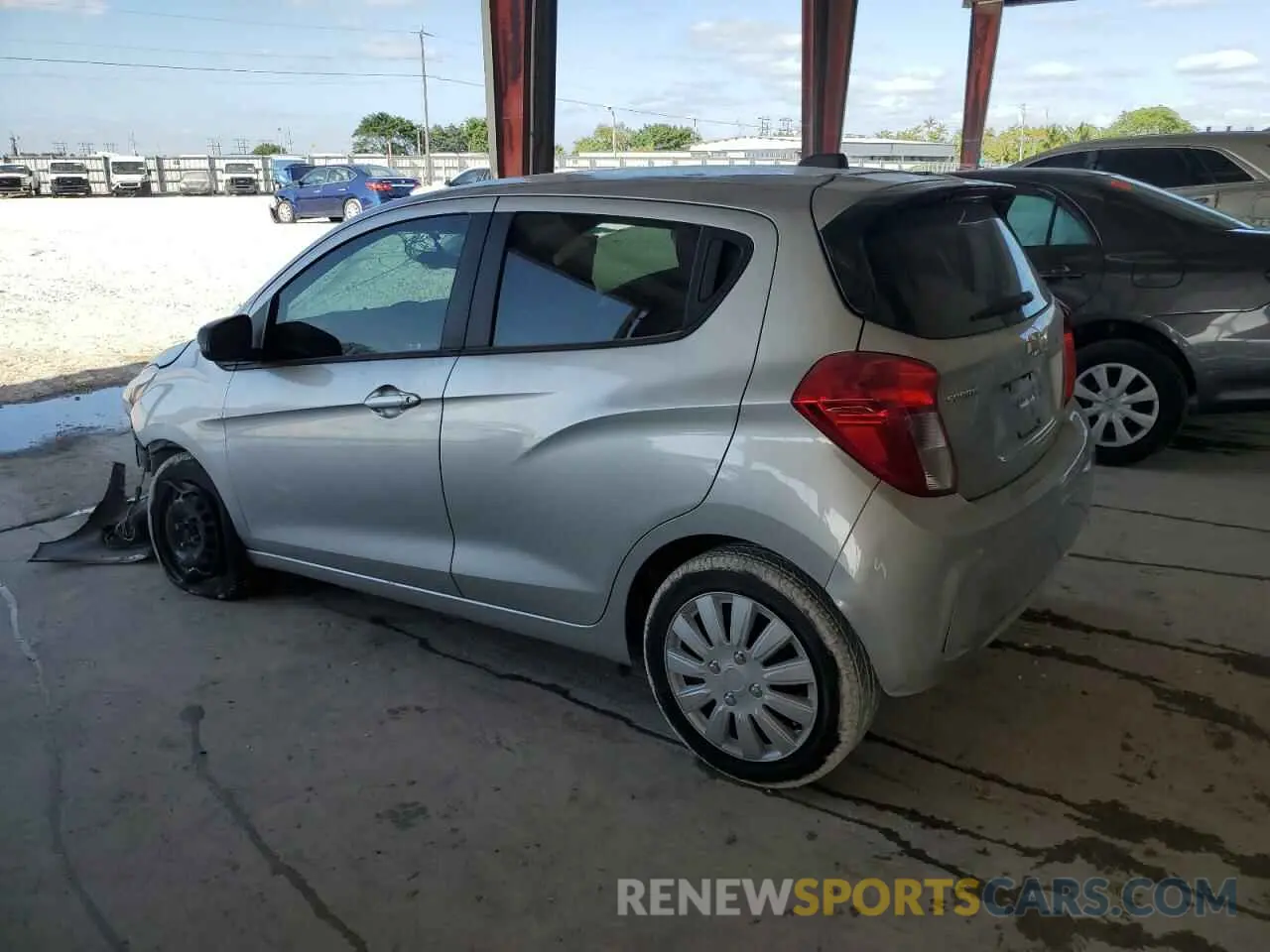 2 fotografías del automóvil dañado KL8CB6SA8MC729876 CHEVROLET SPARK 2021