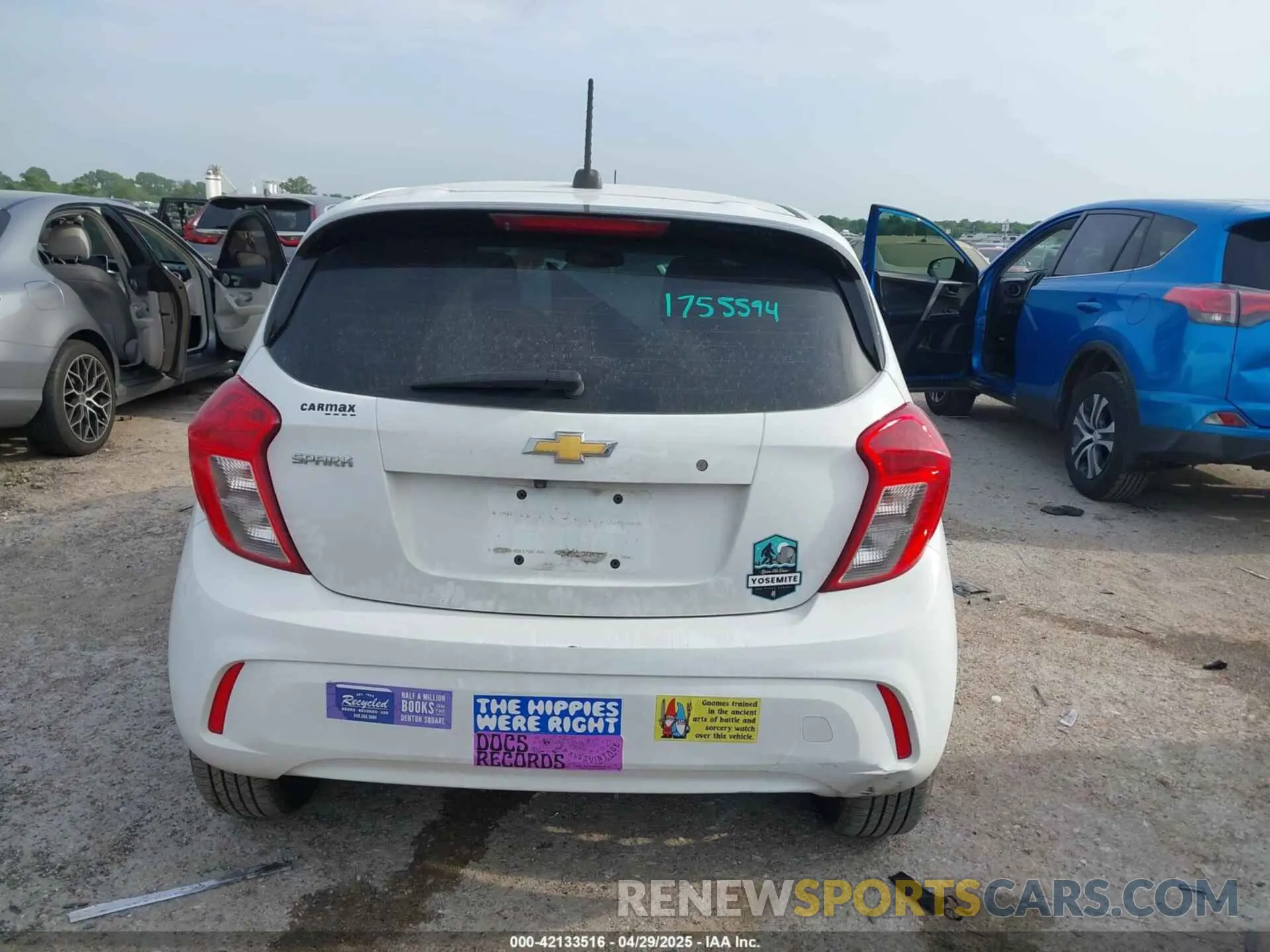 15 fotografías del automóvil dañado KL8CB6SAXMC715610 CHEVROLET SPARK 2021