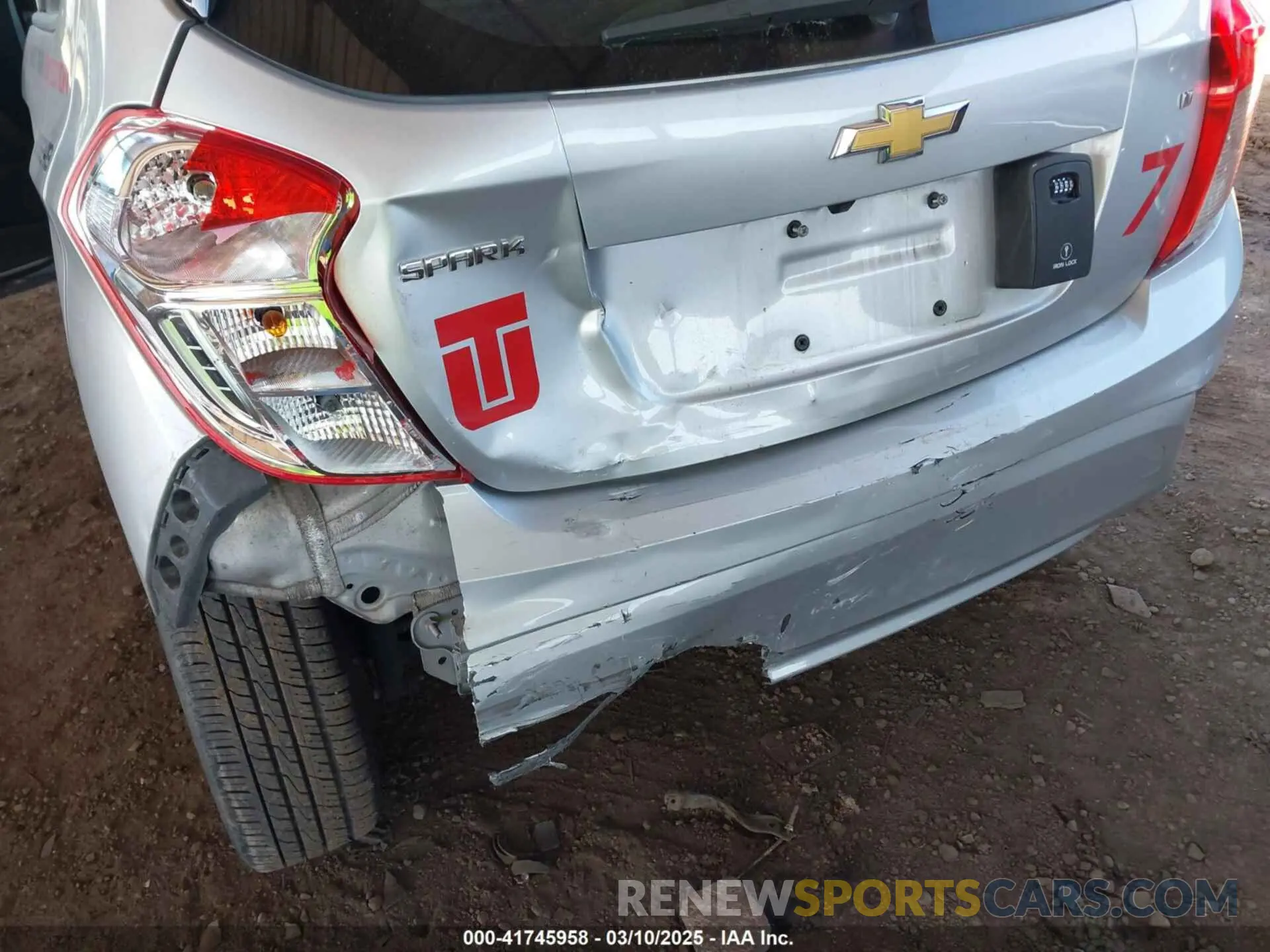 17 fotografías del automóvil dañado KL8CD6SA0MC216194 CHEVROLET SPARK 2021