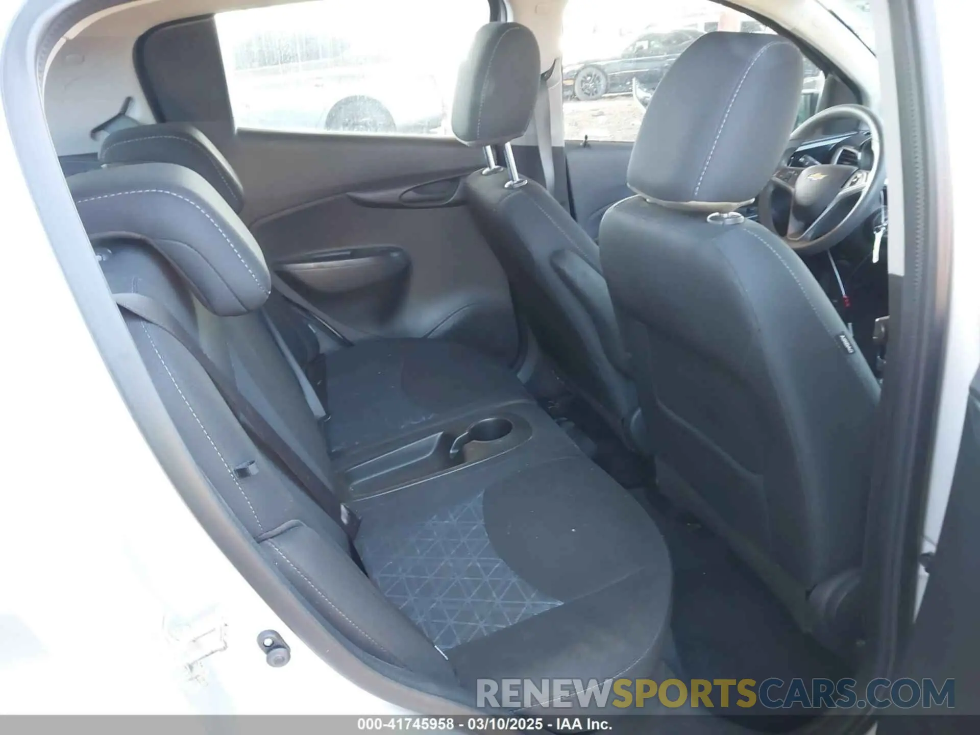 8 fotografías del automóvil dañado KL8CD6SA0MC216194 CHEVROLET SPARK 2021