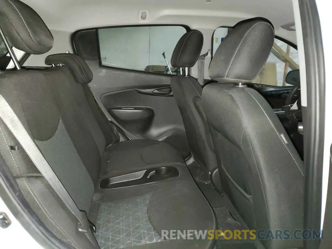 10 fotografías del automóvil dañado KL8CD6SA0MC723273 CHEVROLET SPARK 2021