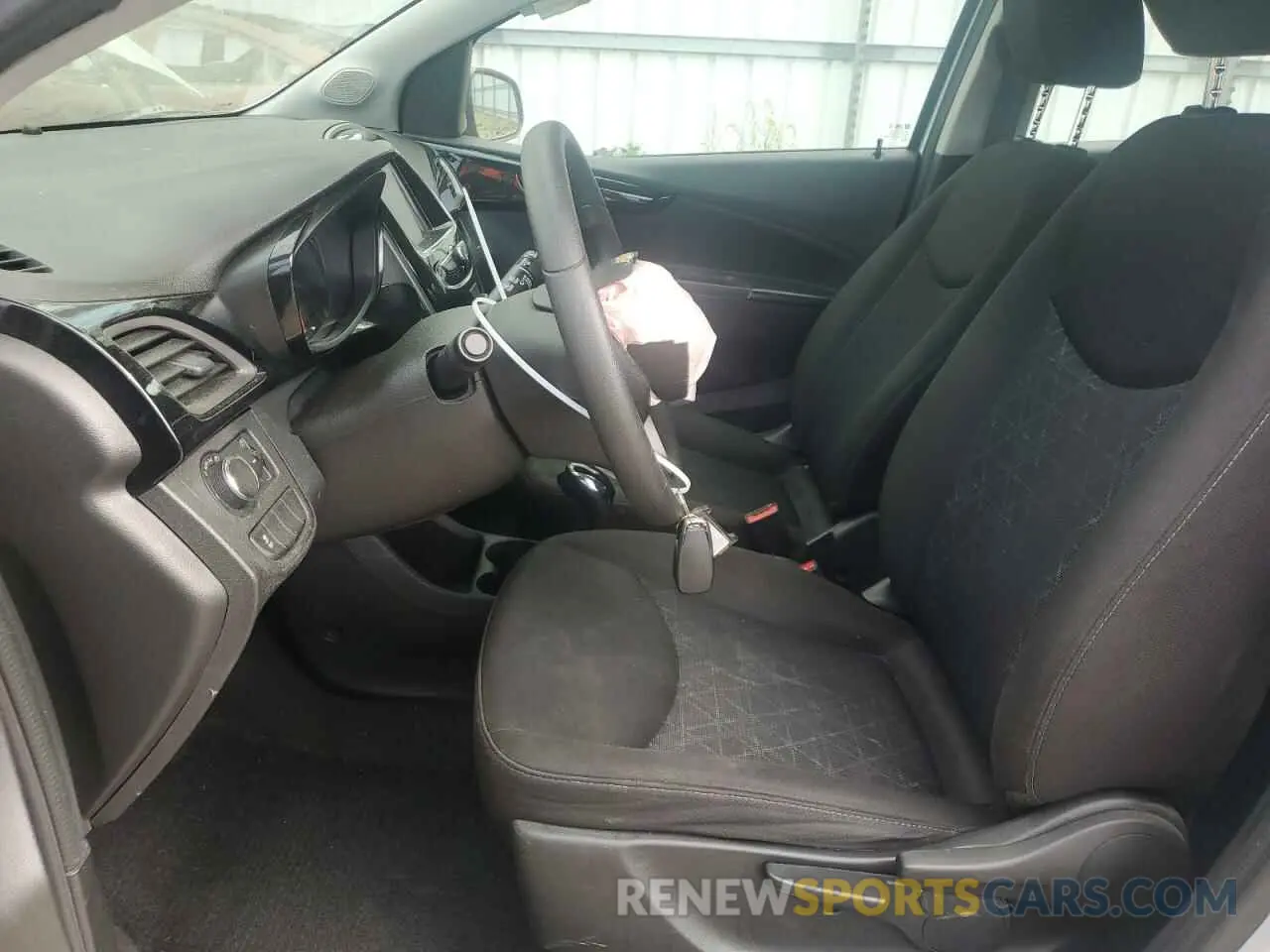 7 fotografías del automóvil dañado KL8CD6SA0MC745368 CHEVROLET SPARK 2021