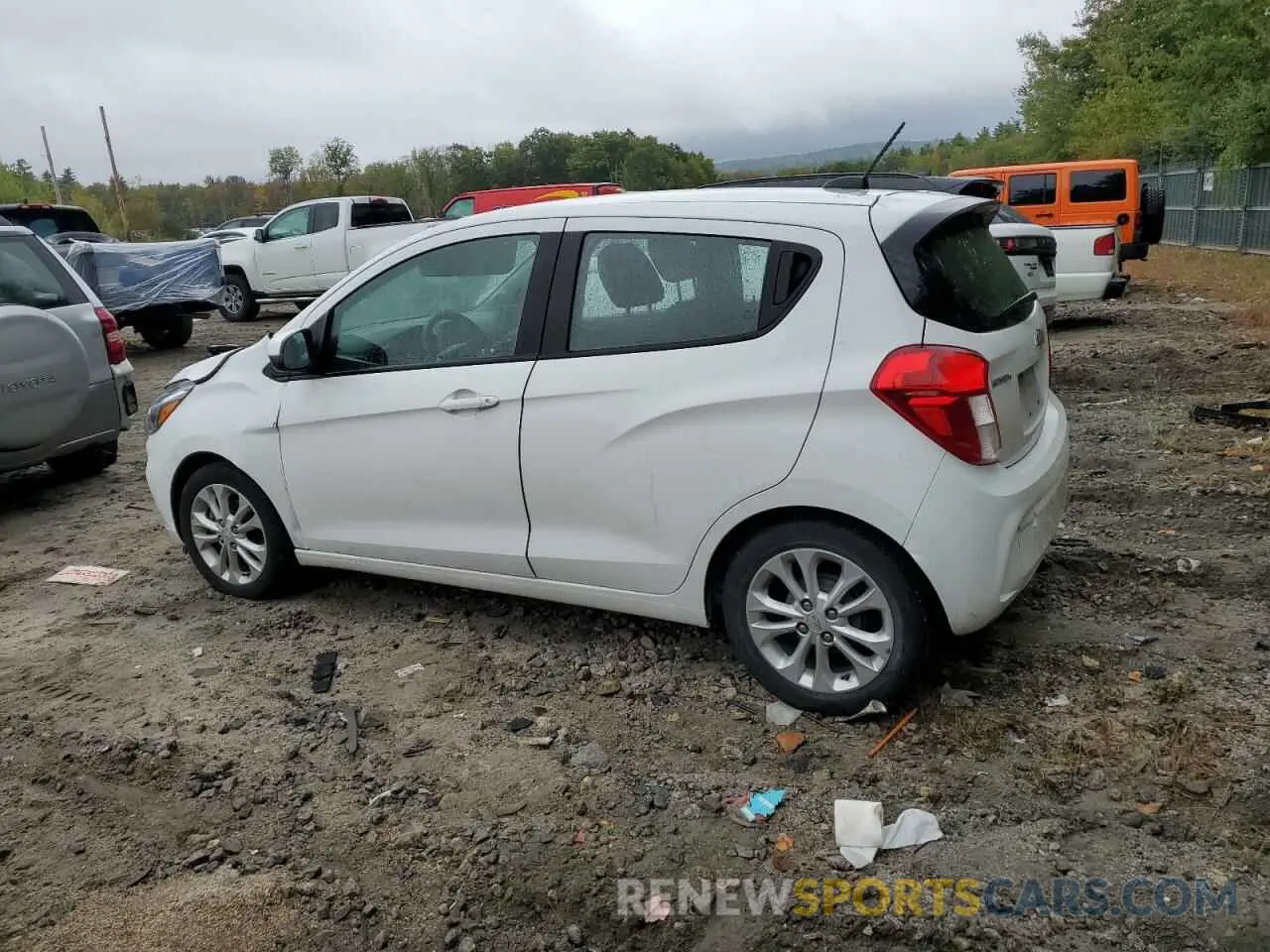 2 fotografías del automóvil dañado KL8CD6SA1MC216642 CHEVROLET SPARK 2021