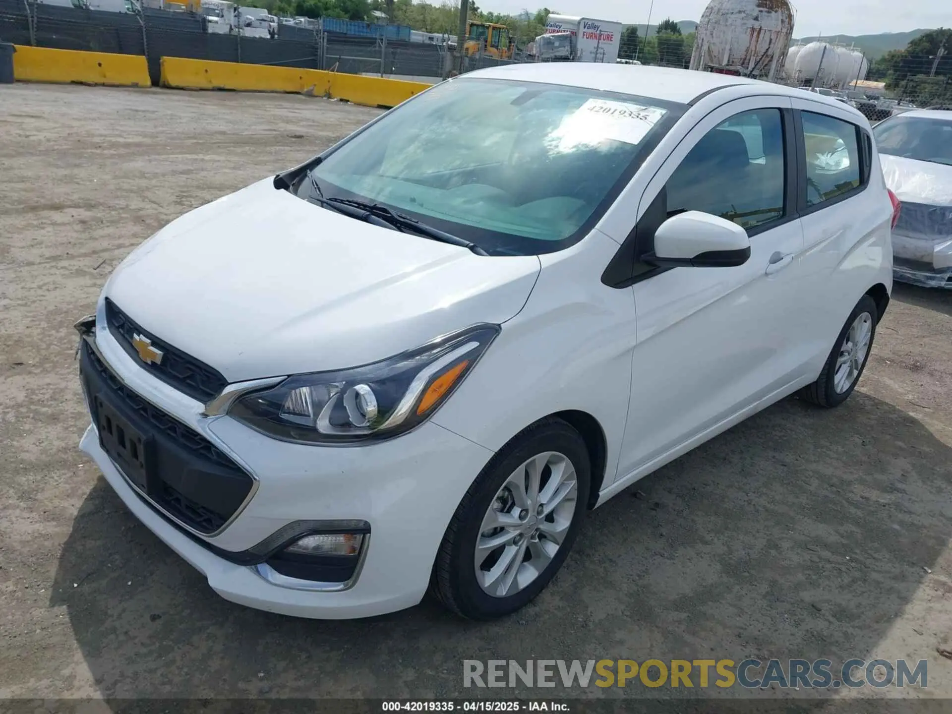 2 fotografías del automóvil dañado KL8CD6SA1MC726943 CHEVROLET SPARK 2021