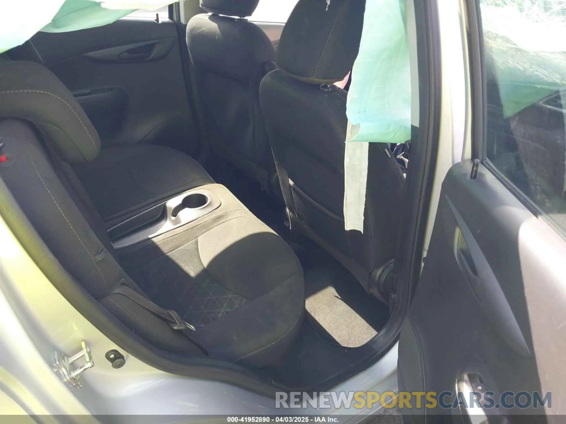 8 fotografías del automóvil dañado KL8CD6SA1MC745878 CHEVROLET SPARK 2021