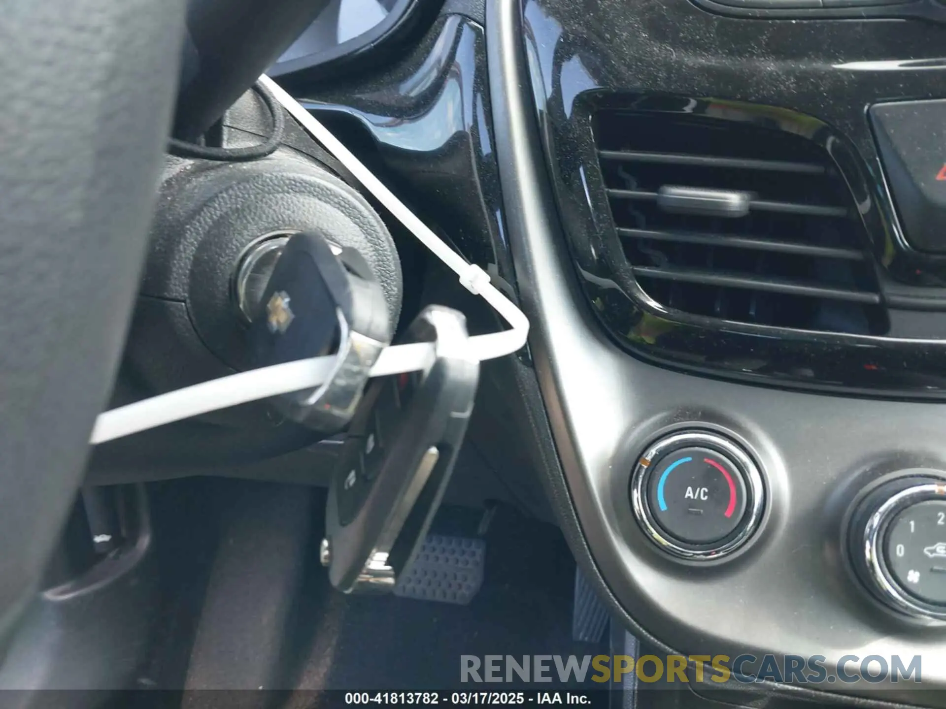 11 fotografías del automóvil dañado KL8CD6SA2MC719421 CHEVROLET SPARK 2021