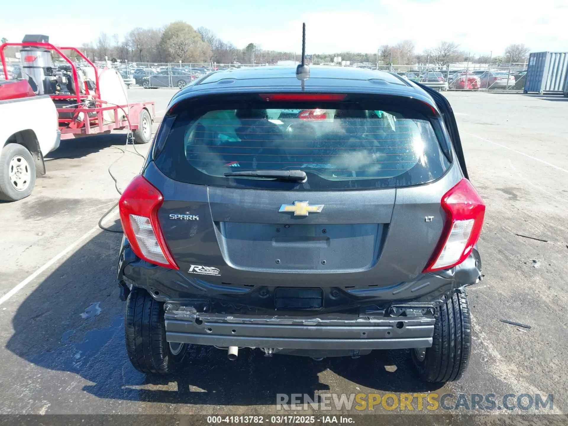 16 fotografías del automóvil dañado KL8CD6SA2MC719421 CHEVROLET SPARK 2021