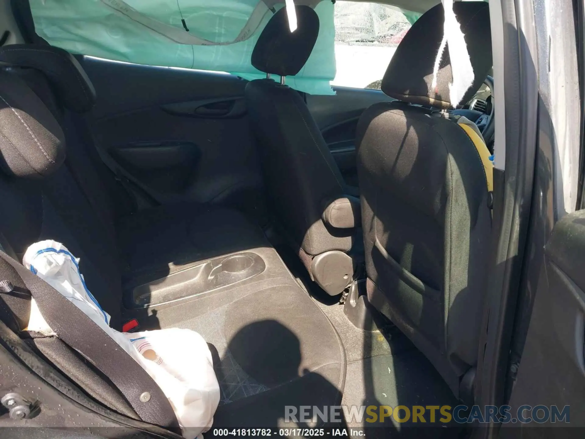 8 fotografías del automóvil dañado KL8CD6SA2MC719421 CHEVROLET SPARK 2021