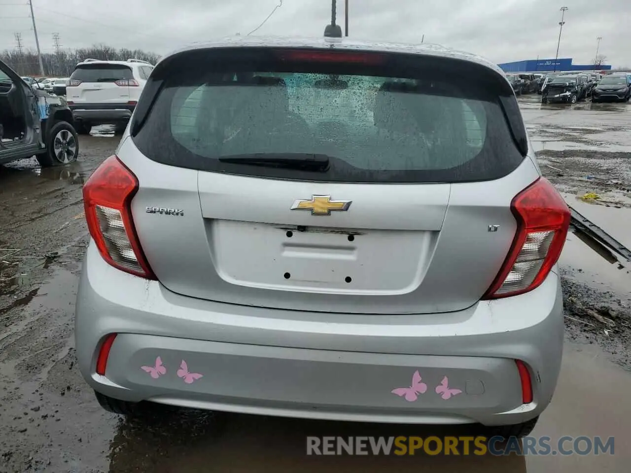6 fotografías del automóvil dañado KL8CD6SA3MC719346 CHEVROLET SPARK 2021