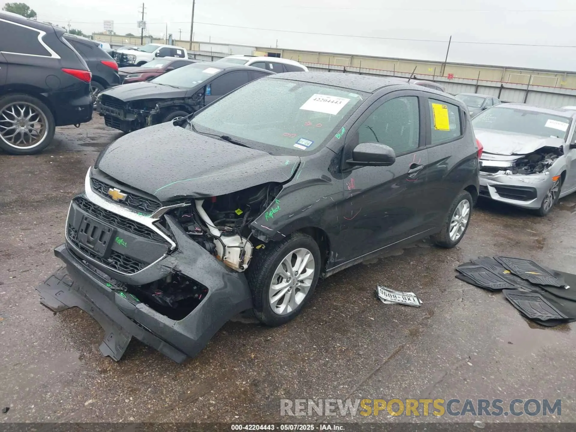 2 fotografías del automóvil dañado KL8CD6SA3MC722456 CHEVROLET SPARK 2021