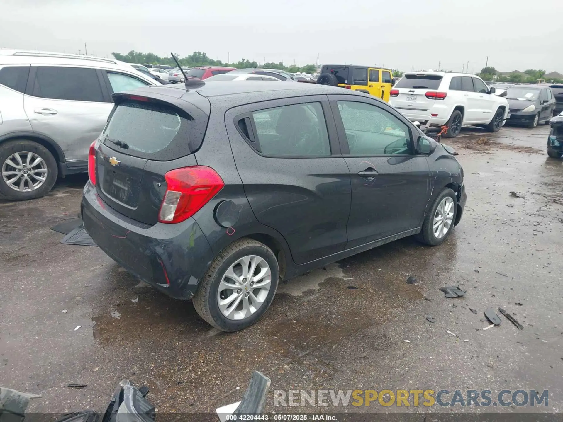 4 fotografías del automóvil dañado KL8CD6SA3MC722456 CHEVROLET SPARK 2021