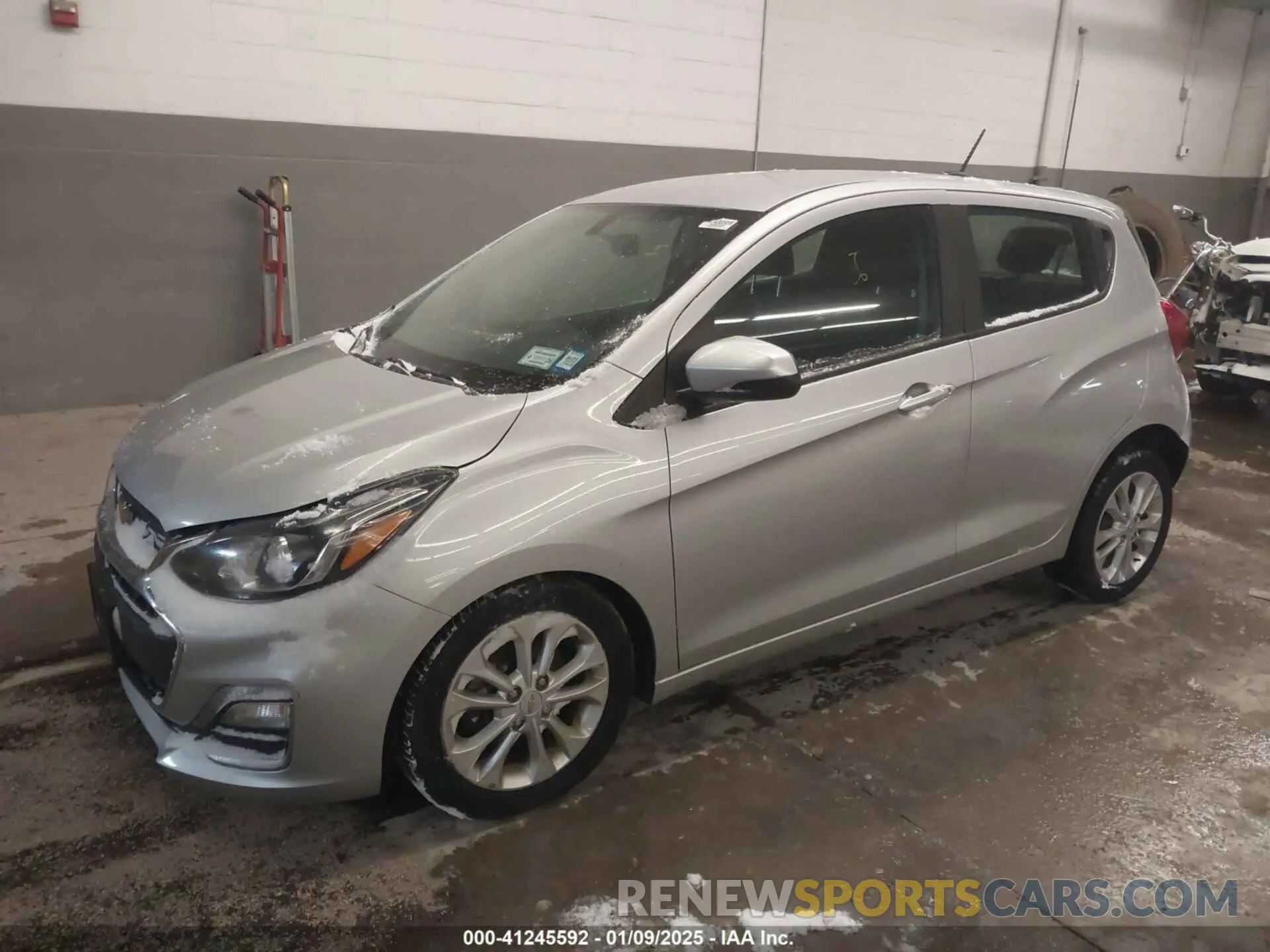 2 fotografías del automóvil dañado KL8CD6SA3MC743050 CHEVROLET SPARK 2021