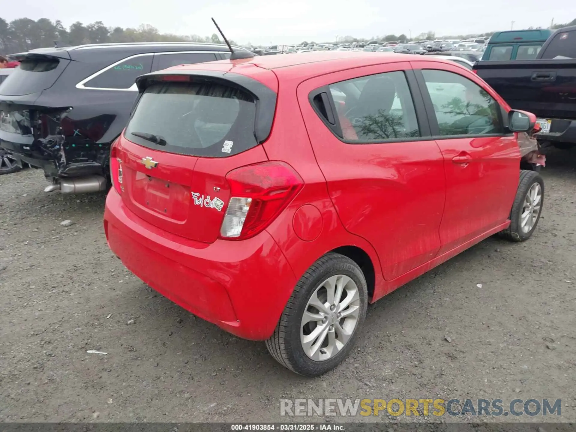 4 fotografías del automóvil dañado KL8CD6SA3MC747891 CHEVROLET SPARK 2021