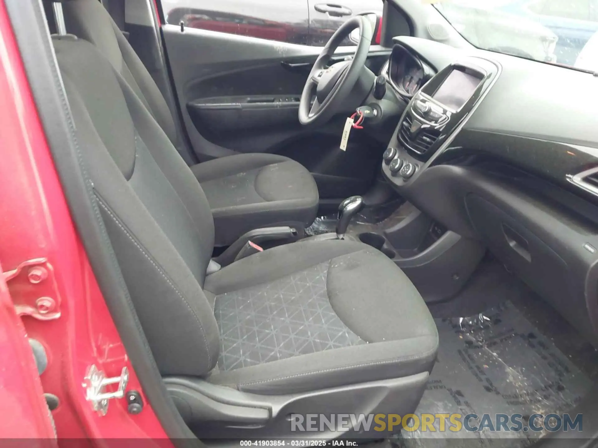 5 fotografías del automóvil dañado KL8CD6SA3MC747891 CHEVROLET SPARK 2021