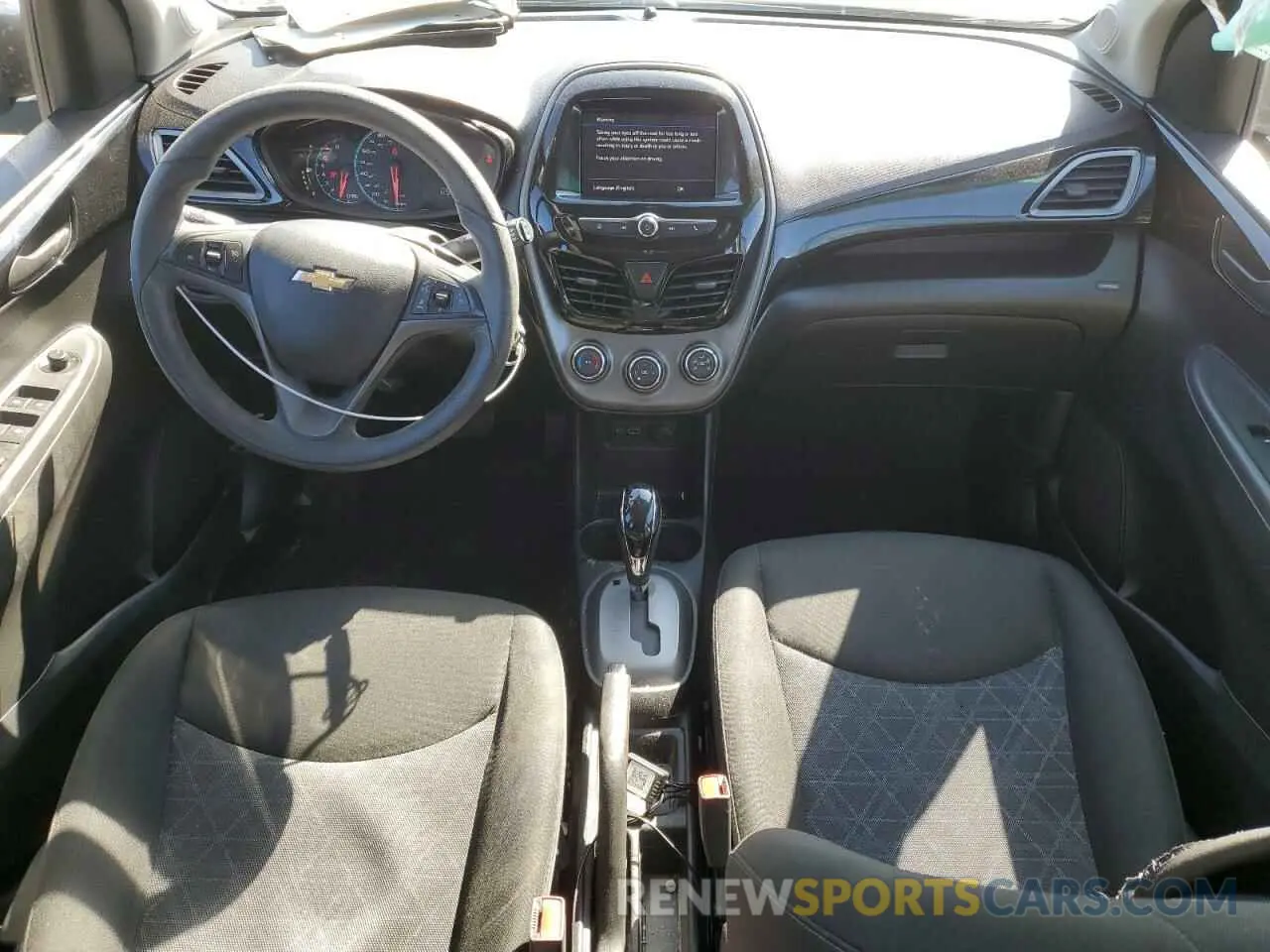 8 fotografías del automóvil dañado KL8CD6SA4MC725964 CHEVROLET SPARK 2021
