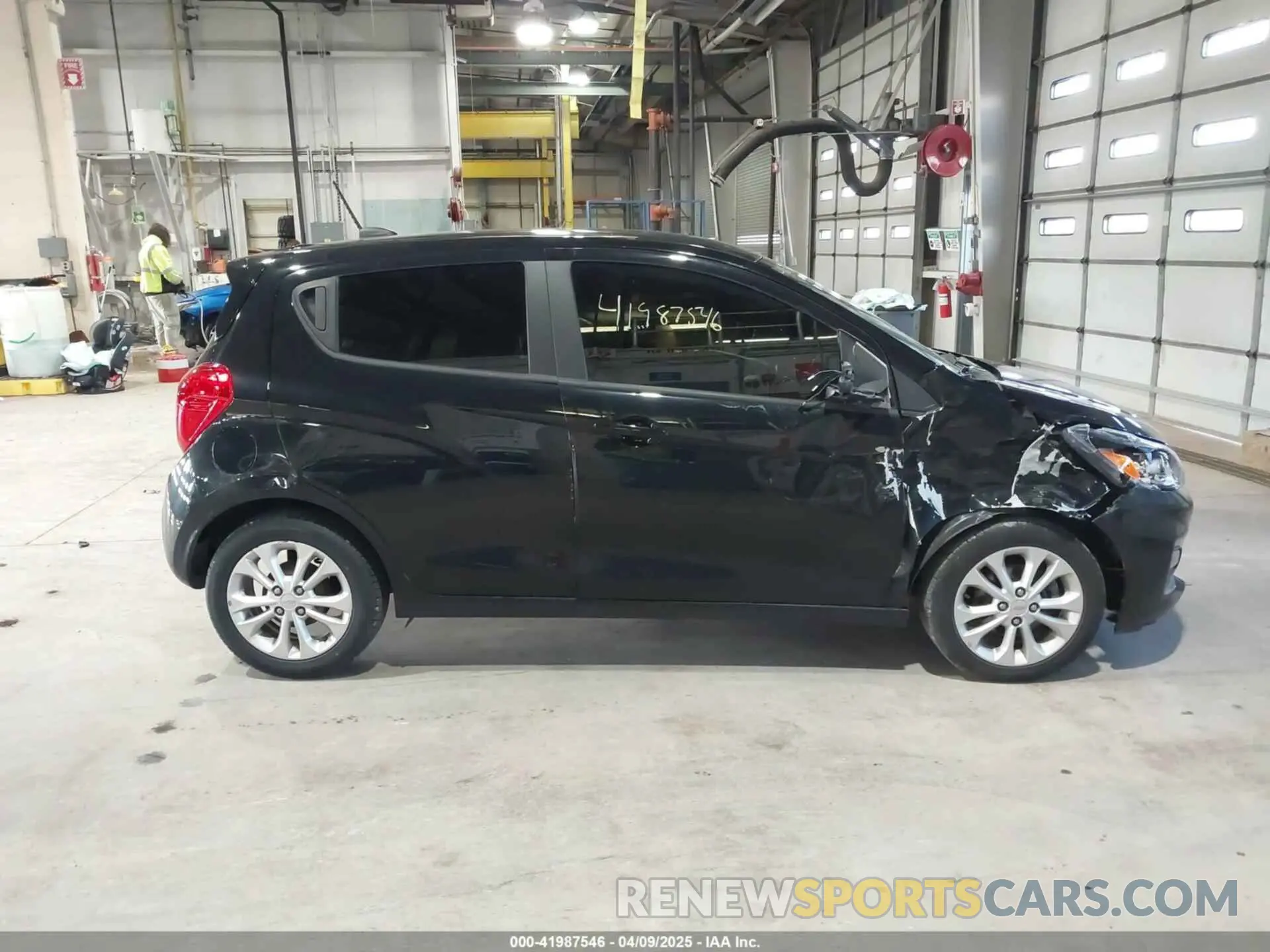 13 fotografías del automóvil dañado KL8CD6SA5MC719719 CHEVROLET SPARK 2021