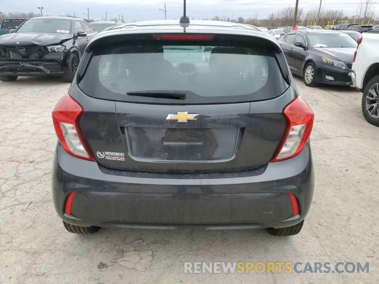 6 fotografías del automóvil dañado KL8CD6SA5MC722569 CHEVROLET SPARK 2021