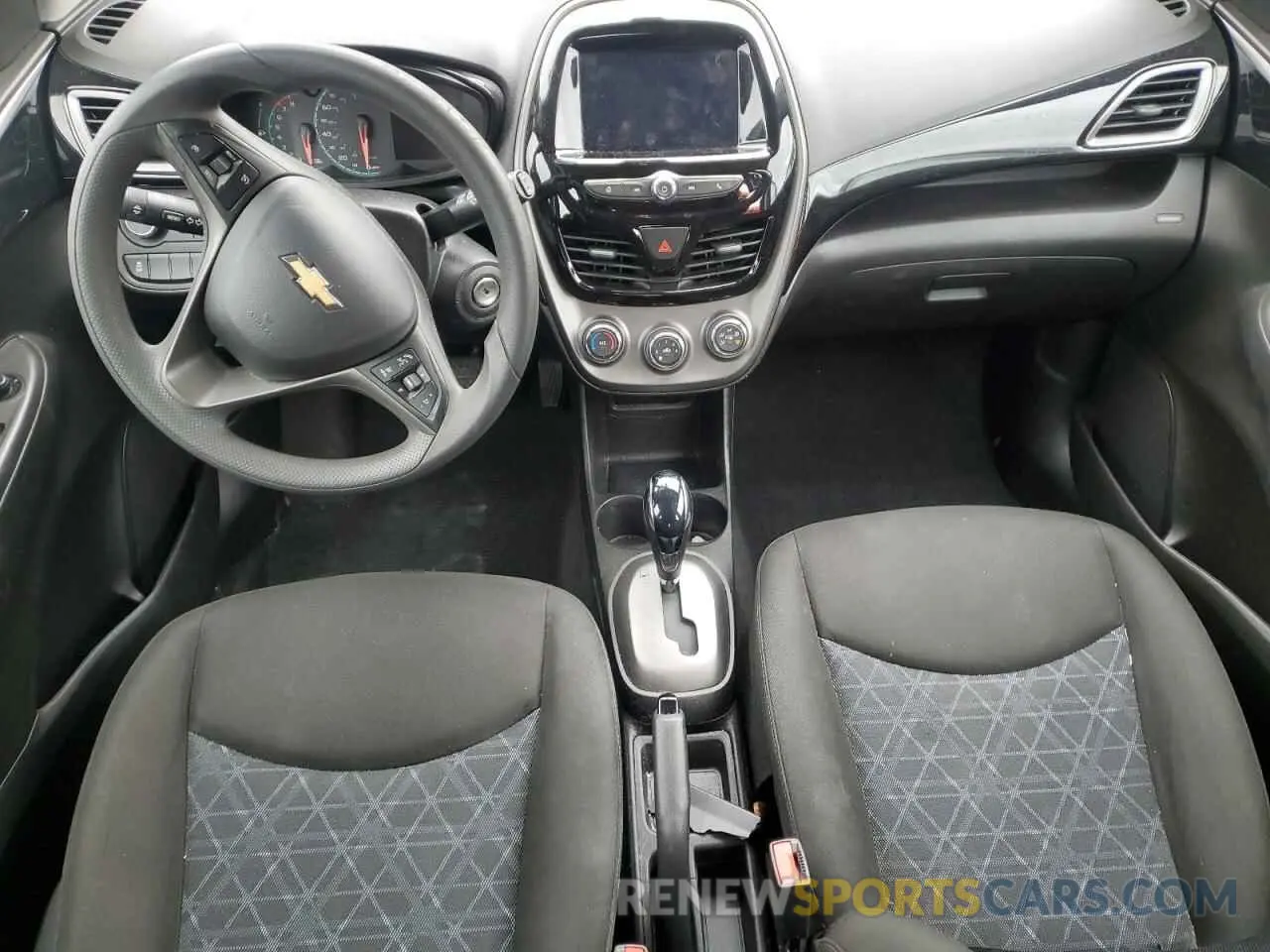 8 fotografías del automóvil dañado KL8CD6SA5MC722569 CHEVROLET SPARK 2021
