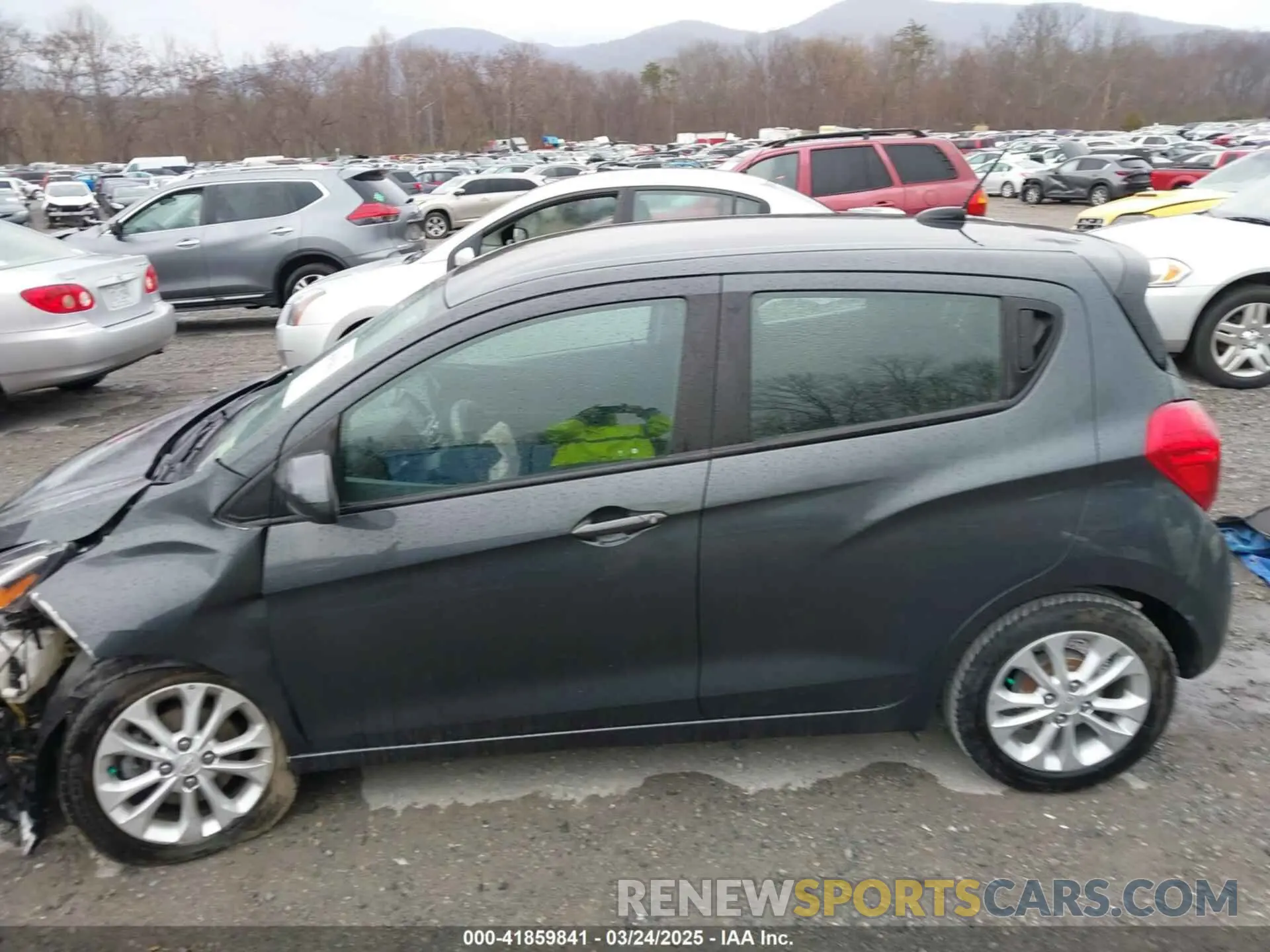15 fotografías del automóvil dañado KL8CD6SA5MC751196 CHEVROLET SPARK 2021