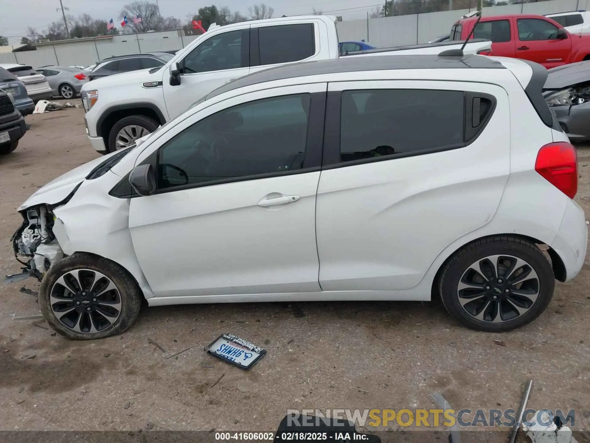 15 fotografías del automóvil dañado KL8CD6SA6MC715730 CHEVROLET SPARK 2021