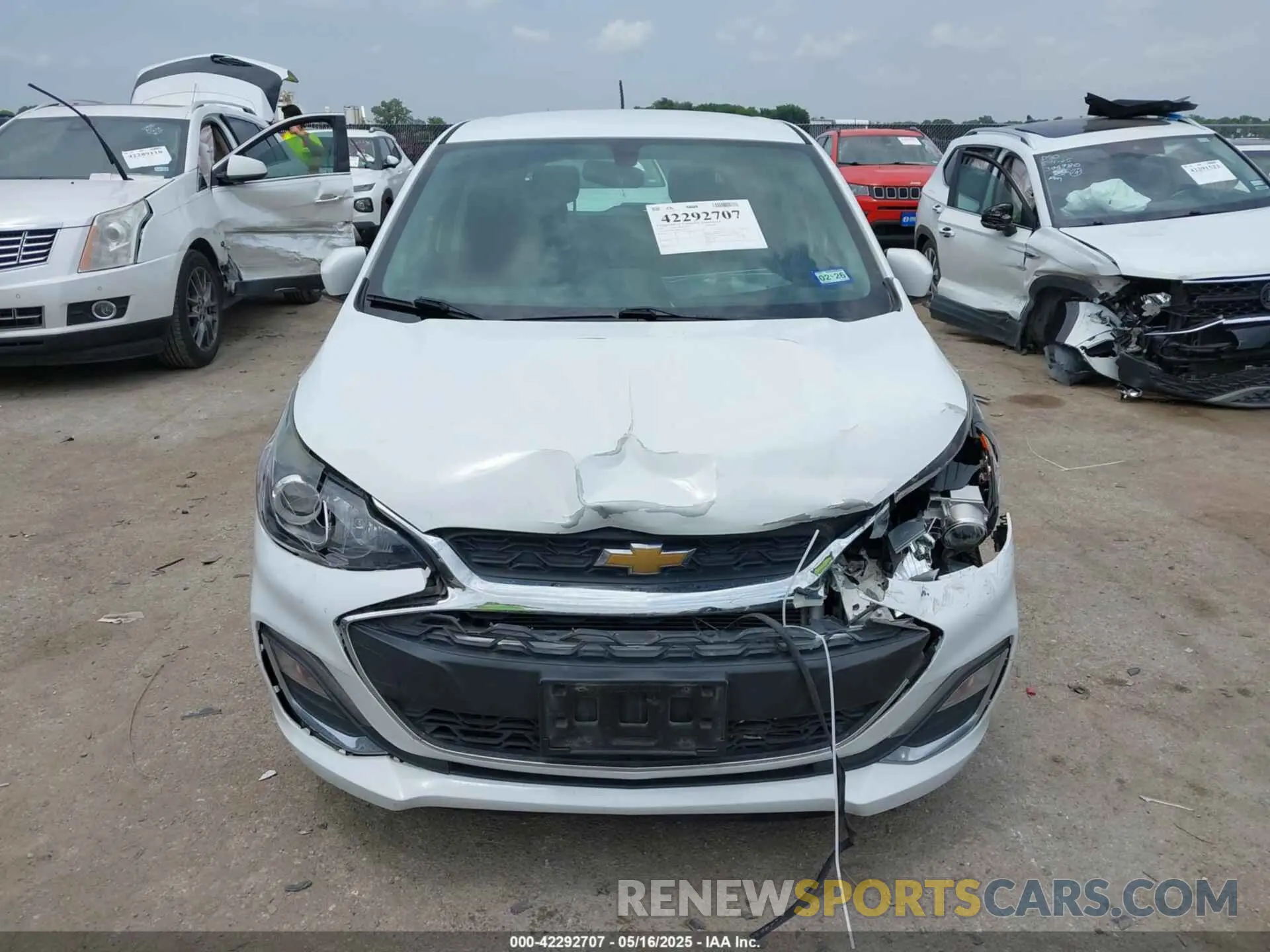 12 fotografías del automóvil dañado KL8CD6SA6MC730762 CHEVROLET SPARK 2021