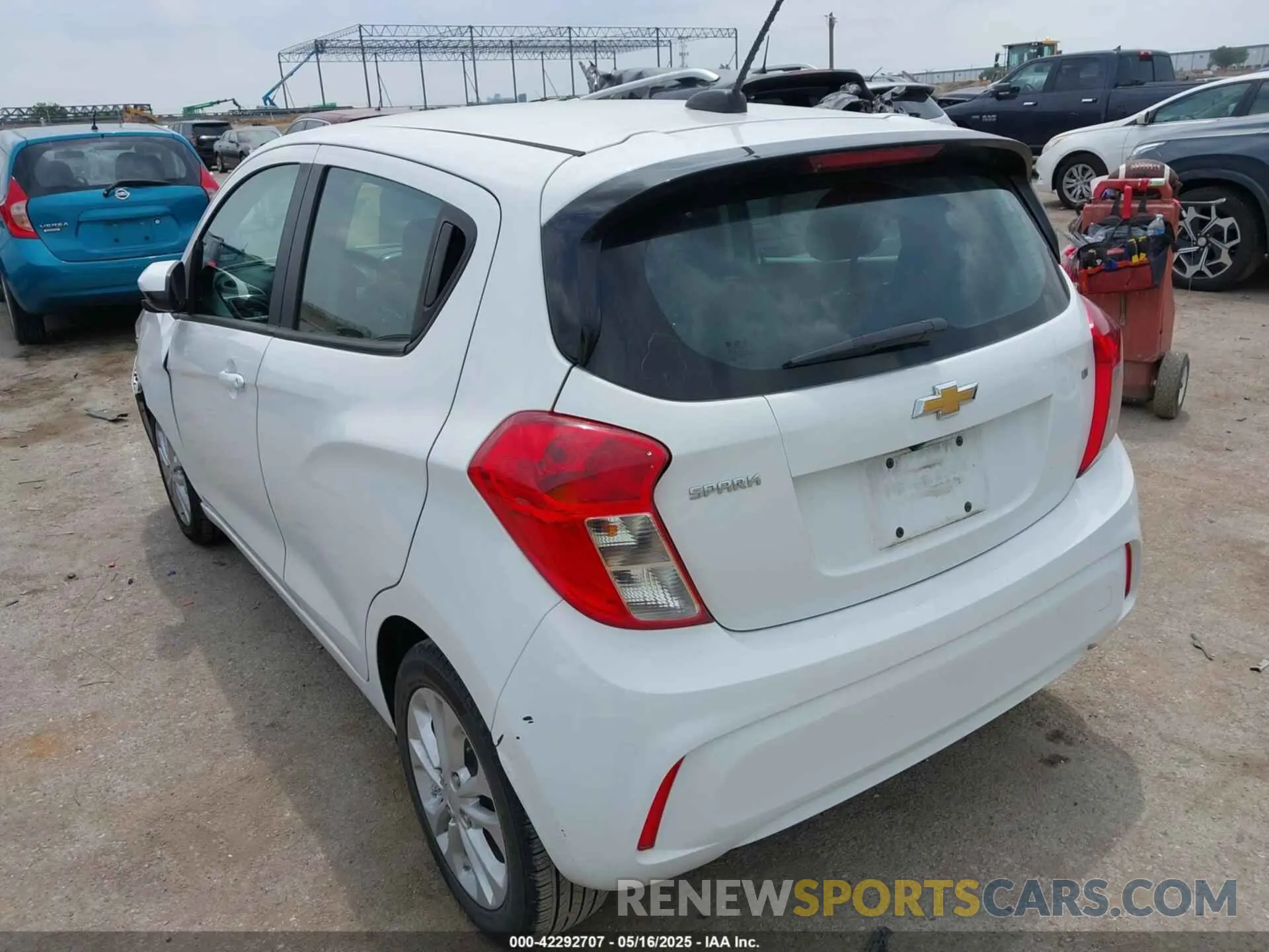 3 fotografías del automóvil dañado KL8CD6SA6MC730762 CHEVROLET SPARK 2021