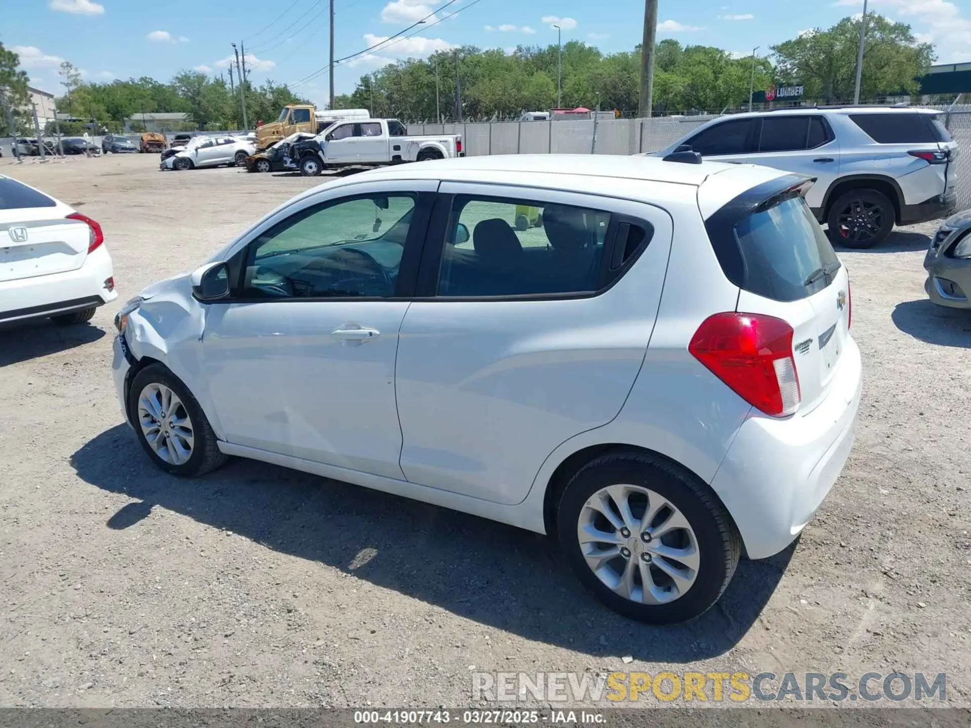 14 fotografías del automóvil dañado KL8CD6SA7MC216225 CHEVROLET SPARK 2021
