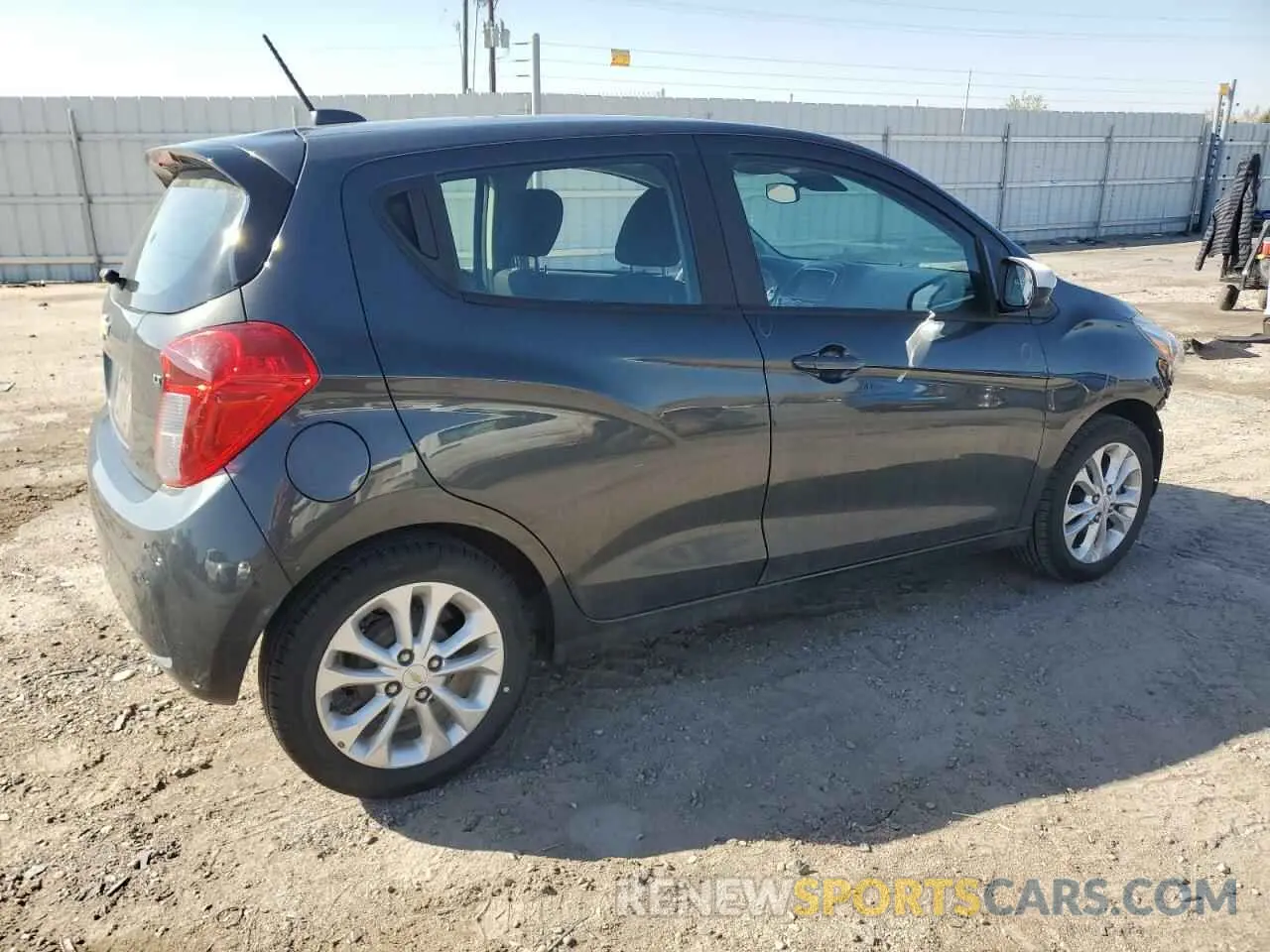 3 fotografías del automóvil dañado KL8CD6SA7MC222980 CHEVROLET SPARK 2021