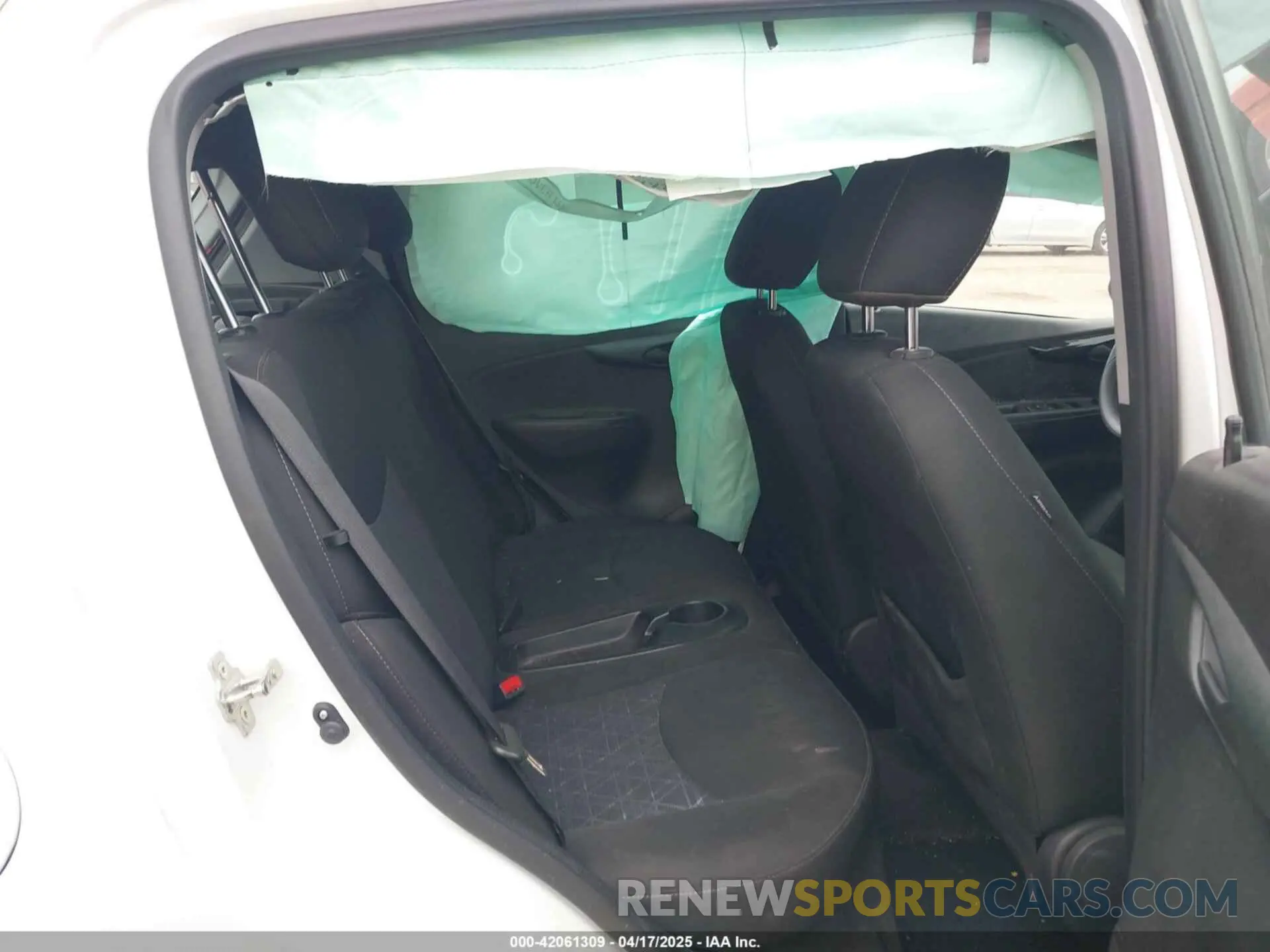 8 fotografías del automóvil dañado KL8CD6SA7MC721374 CHEVROLET SPARK 2021