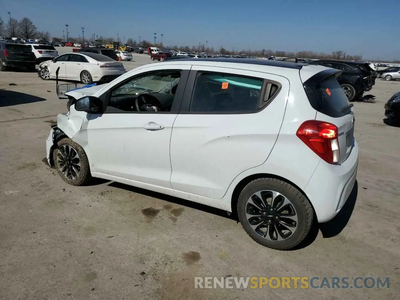 2 fotografías del automóvil dañado KL8CD6SA7MC729698 CHEVROLET SPARK 2021
