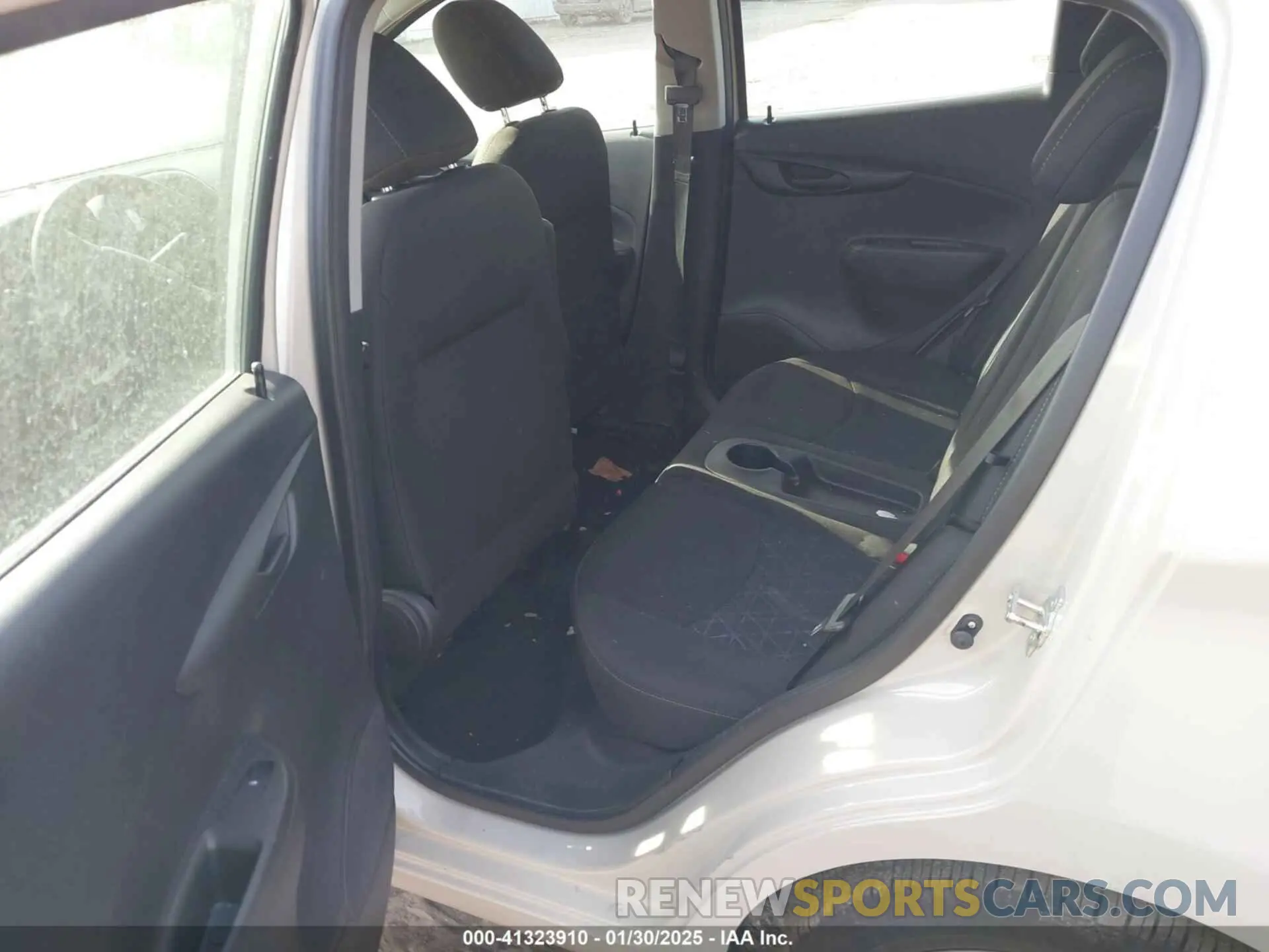 8 fotografías del automóvil dañado KL8CD6SA8MC750298 CHEVROLET SPARK 2021