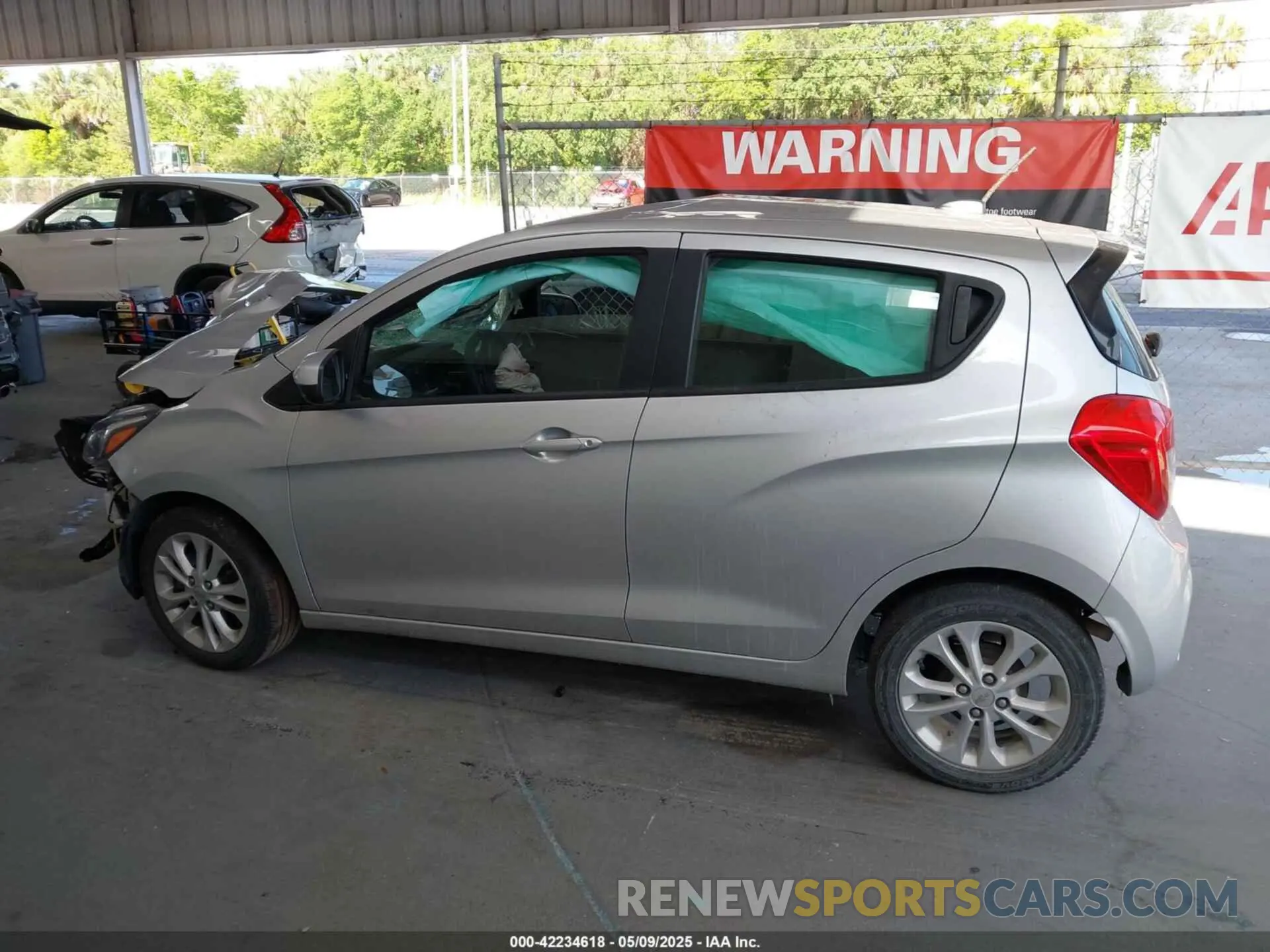 14 fotografías del automóvil dañado KL8CD6SA9MC217490 CHEVROLET SPARK 2021