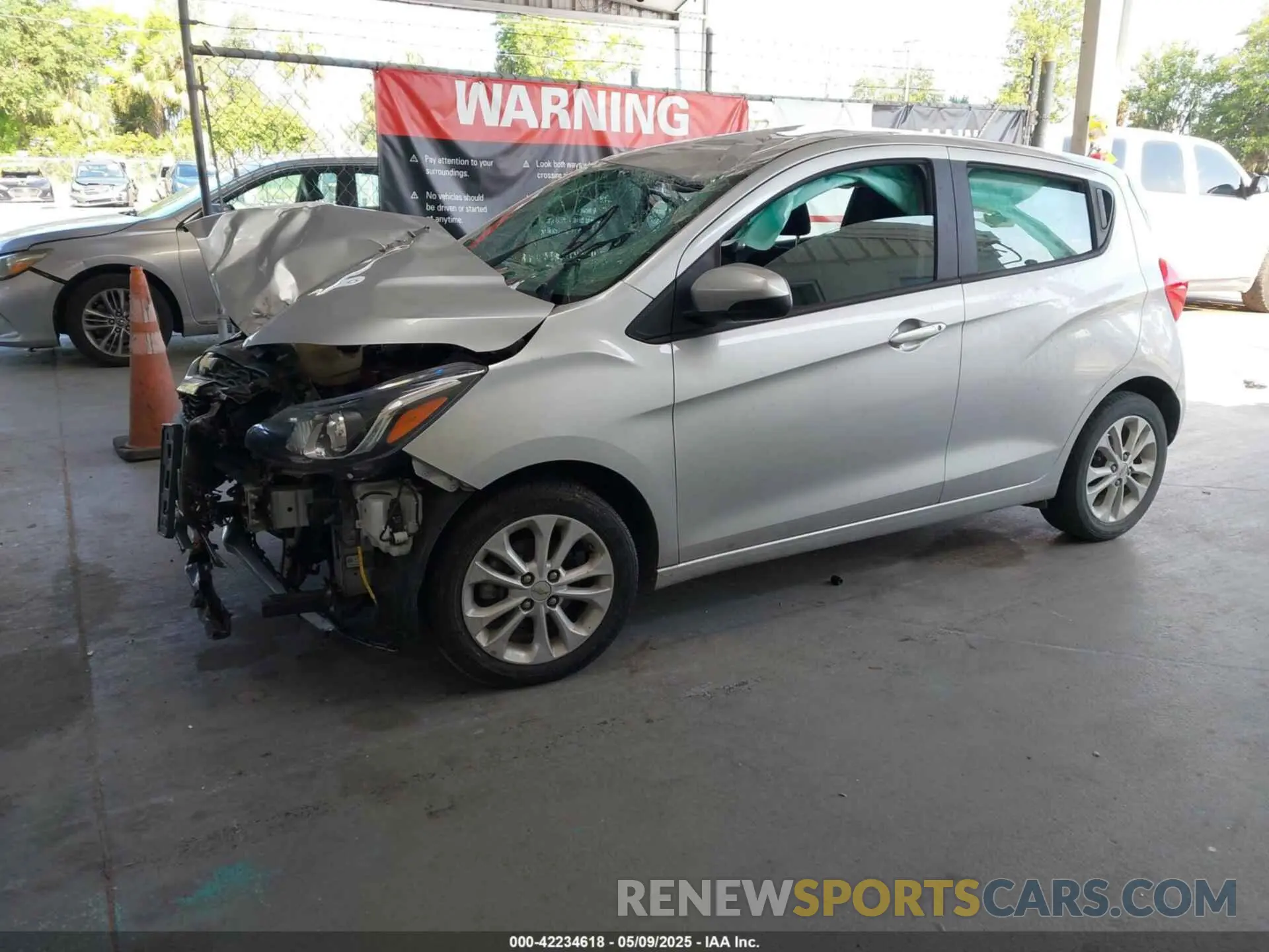 2 fotografías del automóvil dañado KL8CD6SA9MC217490 CHEVROLET SPARK 2021