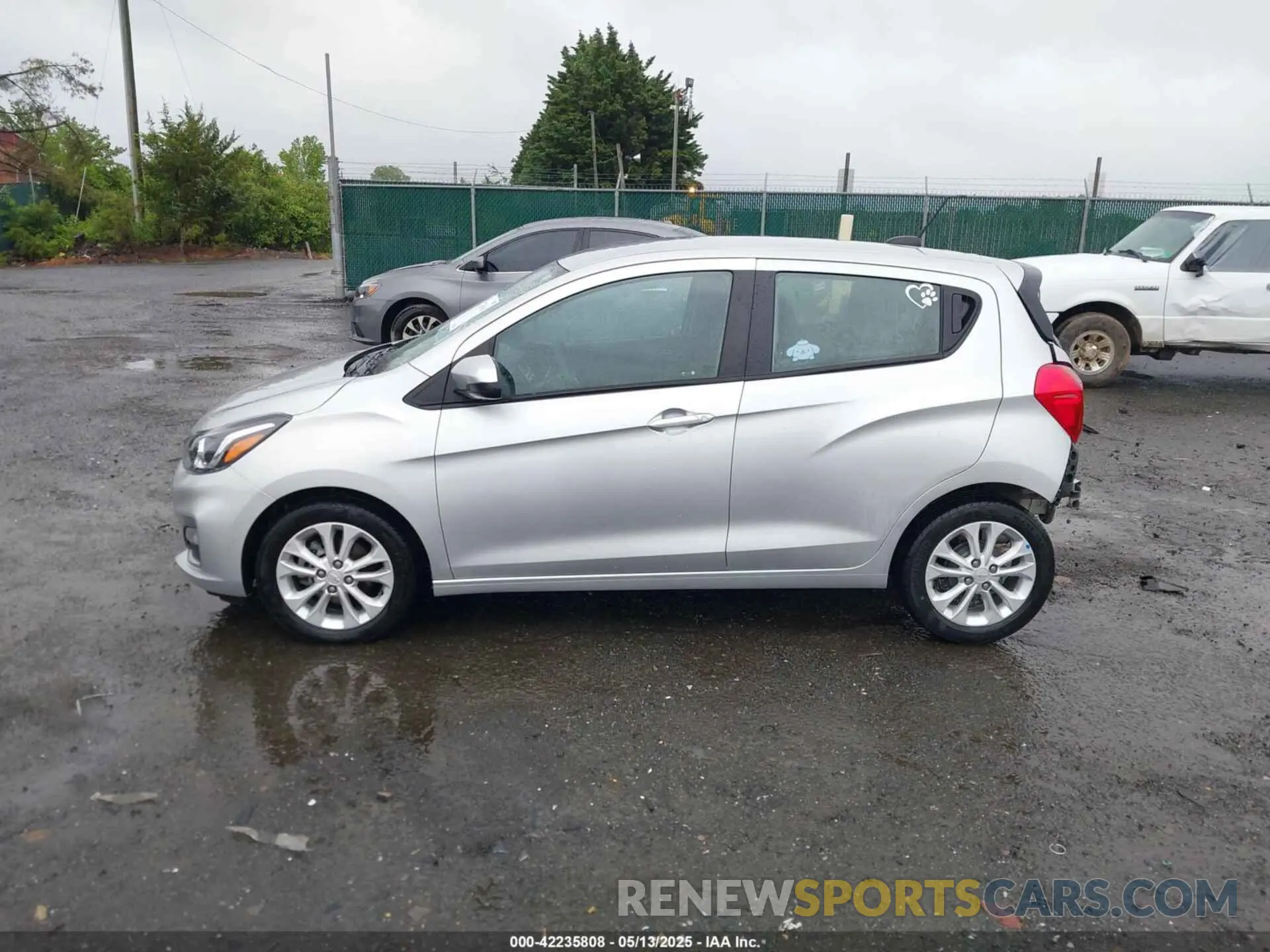 14 fotografías del automóvil dañado KL8CD6SA9MC219823 CHEVROLET SPARK 2021