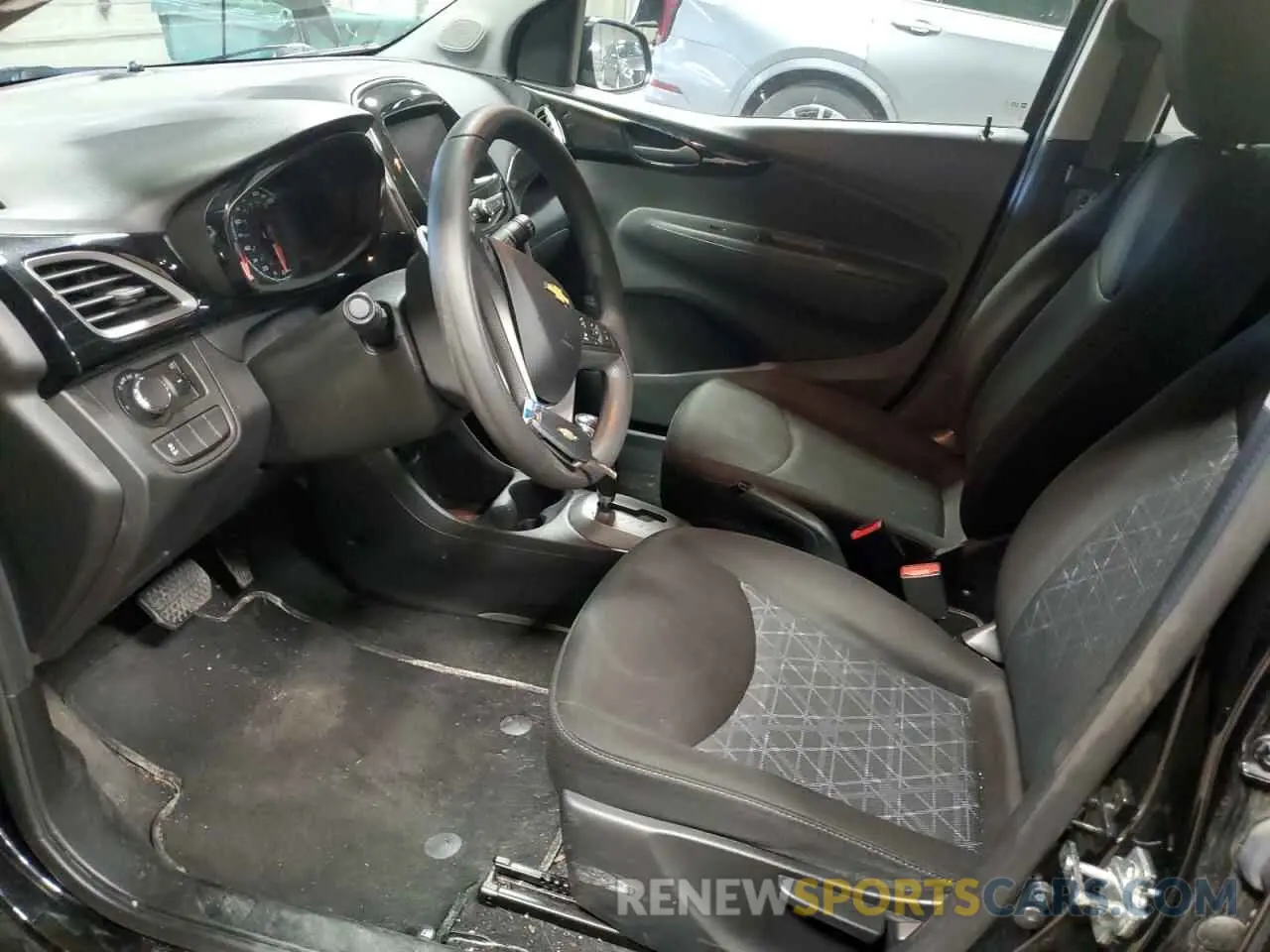 7 fotografías del automóvil dañado KL8CD6SA9MC745255 CHEVROLET SPARK 2021