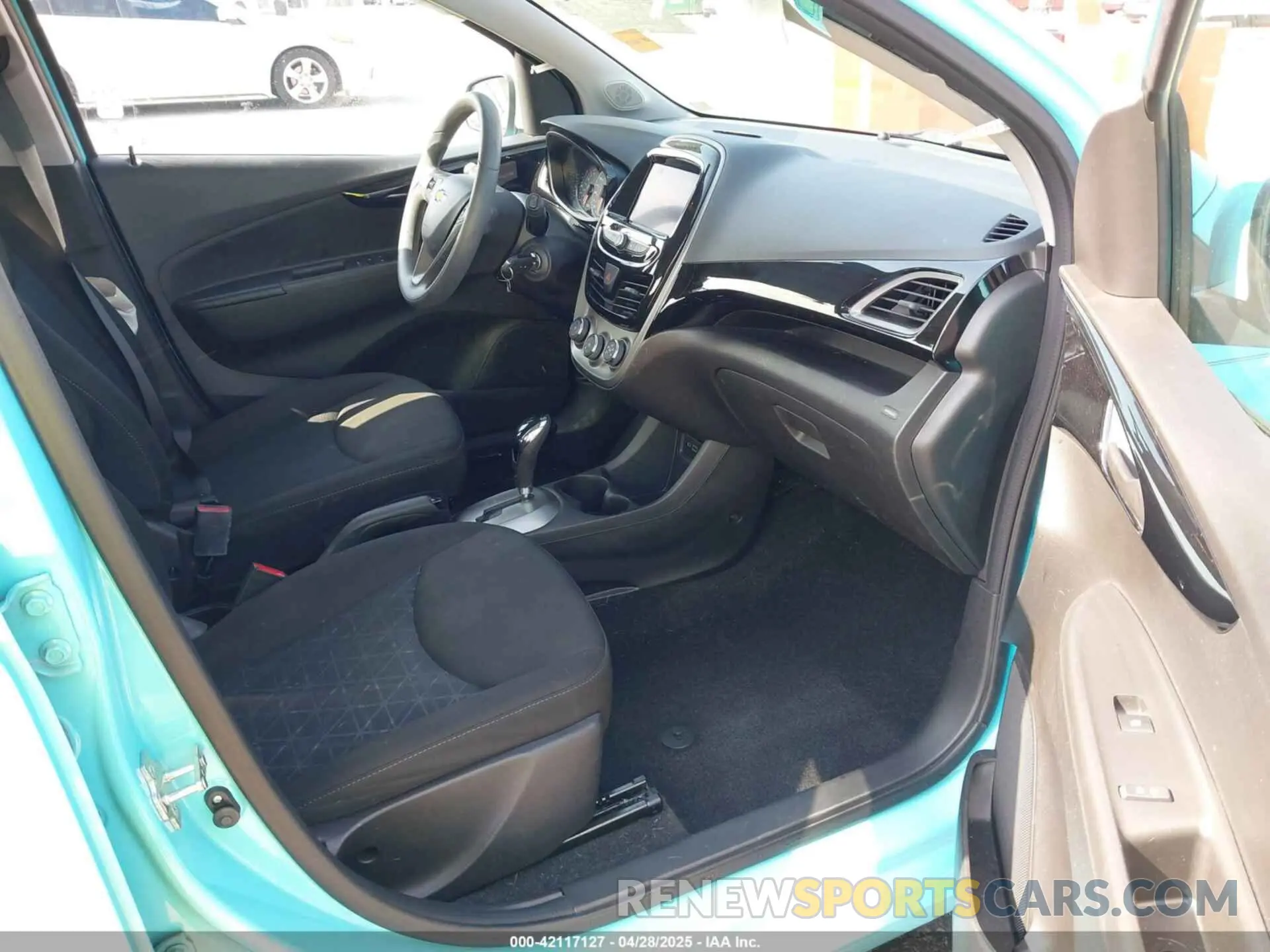 5 fotografías del automóvil dañado KL8CD6SAXMC714953 CHEVROLET SPARK 2021