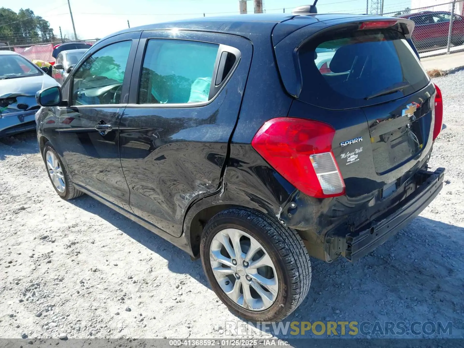 3 fotografías del automóvil dañado KL8CD6SAXMC723104 CHEVROLET SPARK 2021