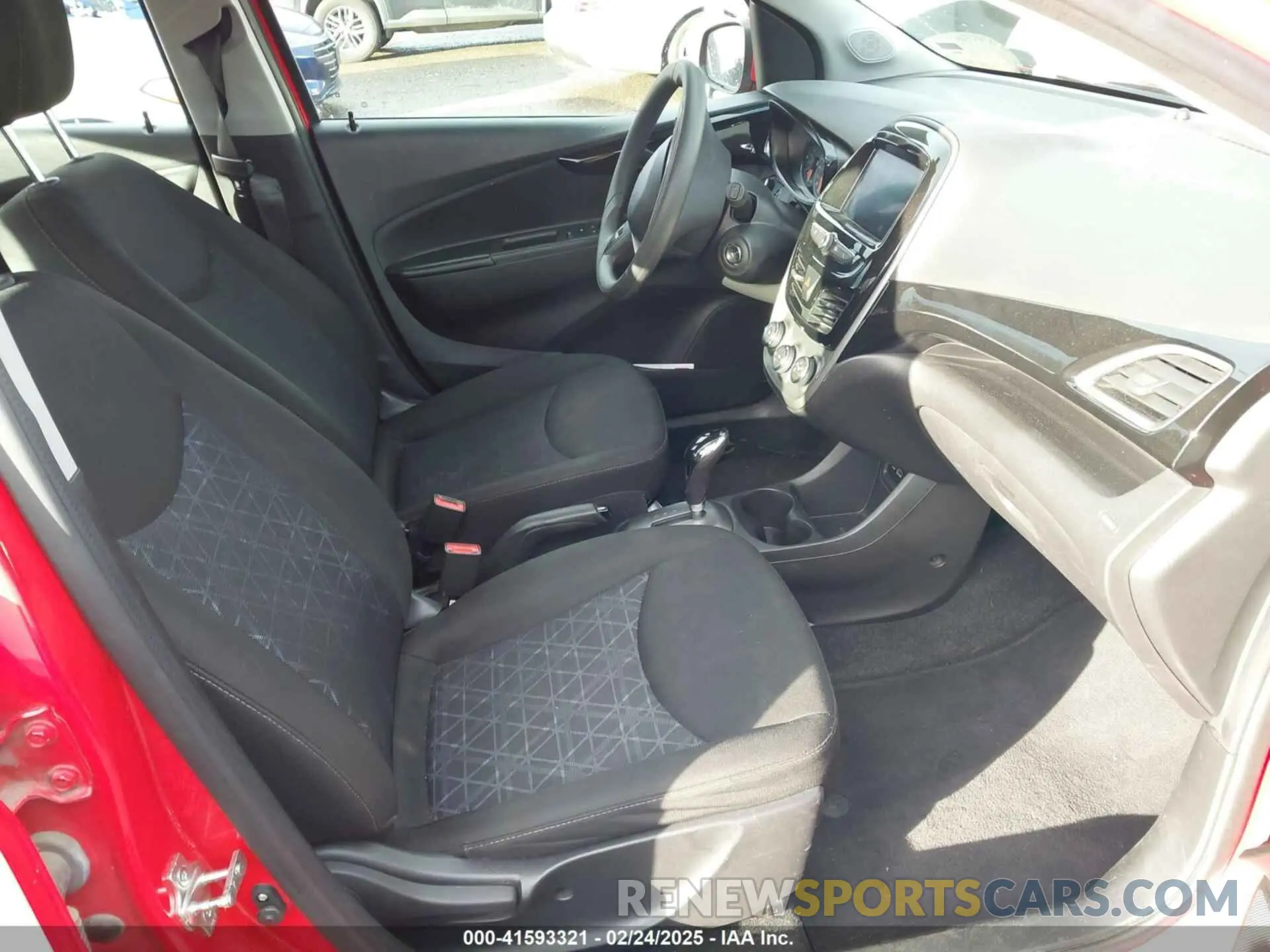 5 fotografías del automóvil dañado KL8CD6SAXMC734779 CHEVROLET SPARK 2021